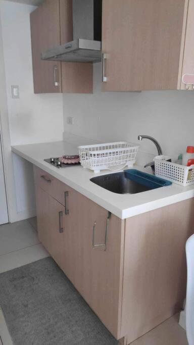Feby Condo Staycation