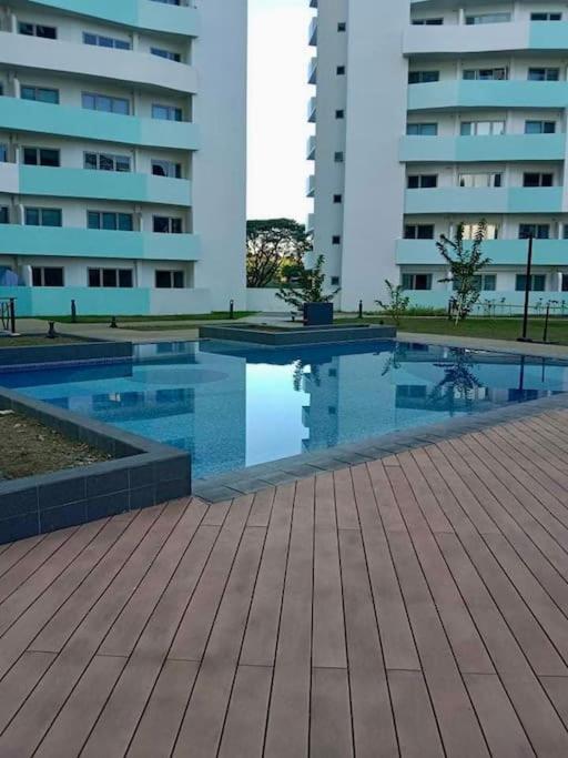 Feby Condo Staycation