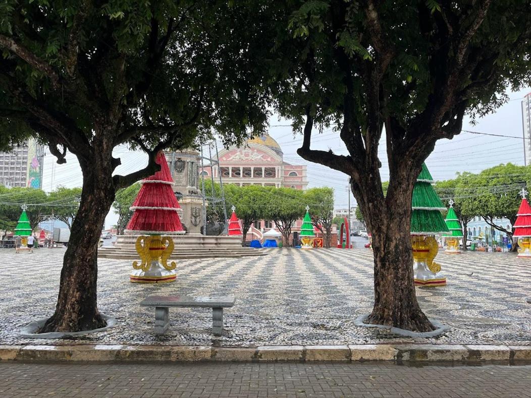 Hospedagem Residencial na Frente do Teatro Amazonas