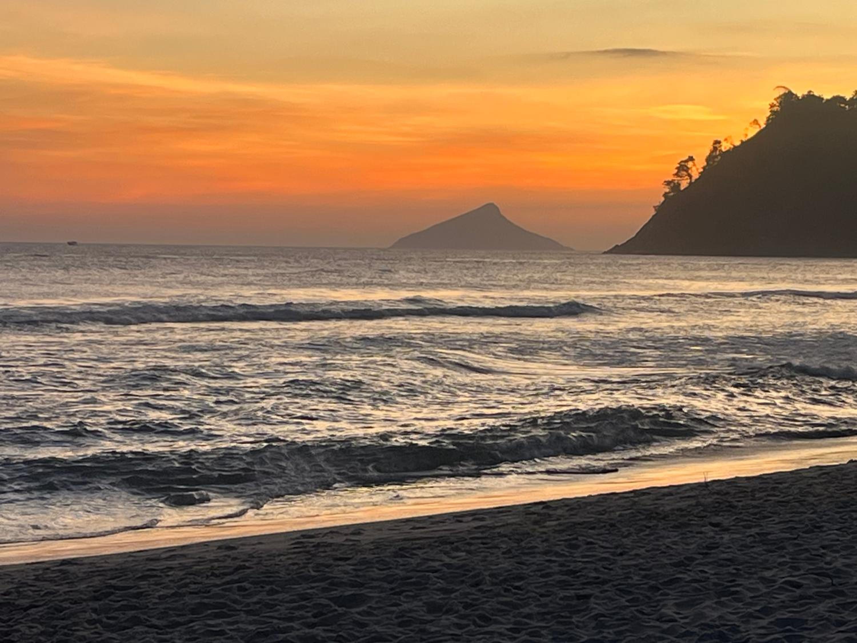 Refugio Tranquilo com Piscina -Camburi