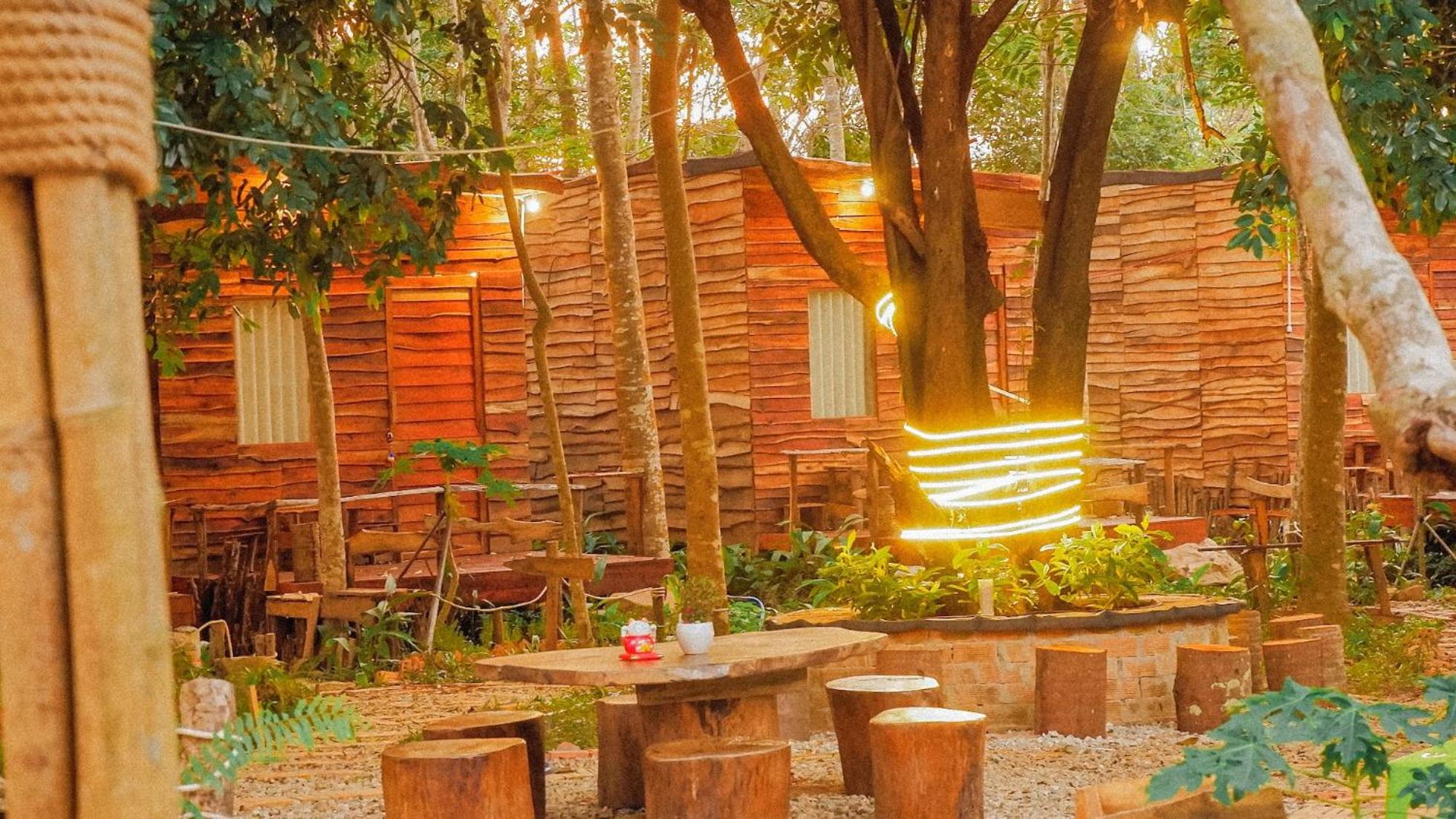 ღ Forest Beach Retreat ღ Sunny Huynh Studio ღ view 5