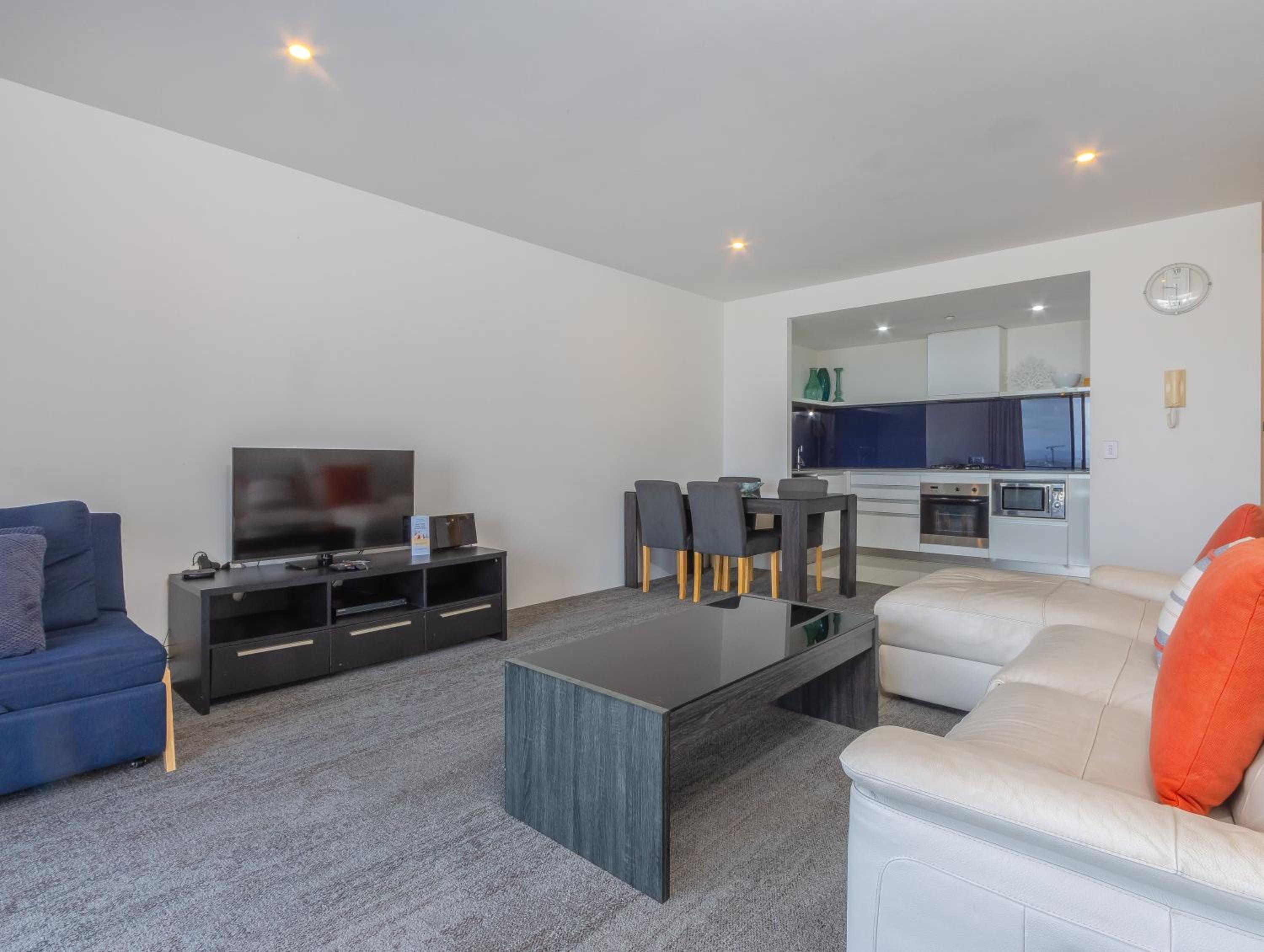 Circle on Cavill - Hosted by Coastal Letting Co.