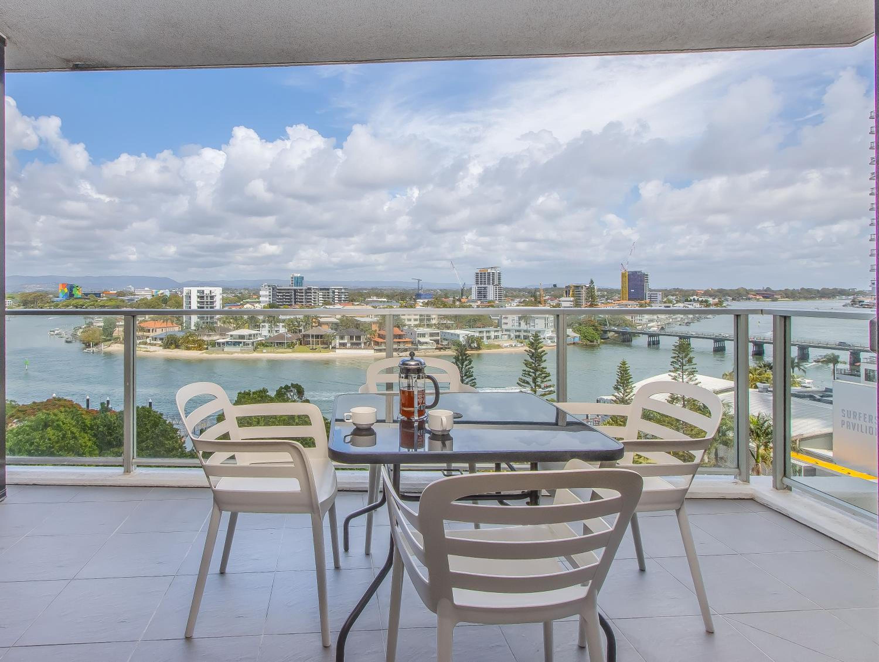 Circle on Cavill - Hosted by Coastal Letting Co.