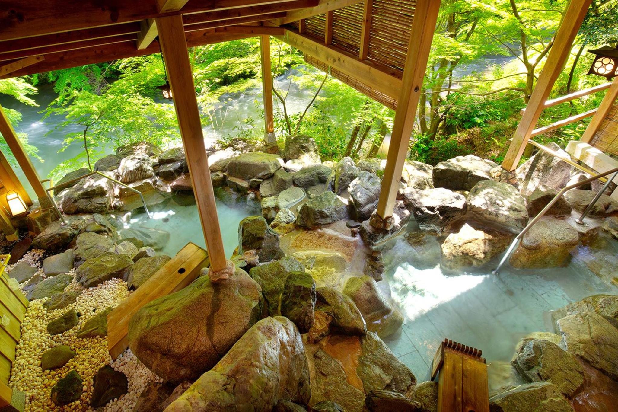 Yamanaka Onsen Kagari Kisshotei