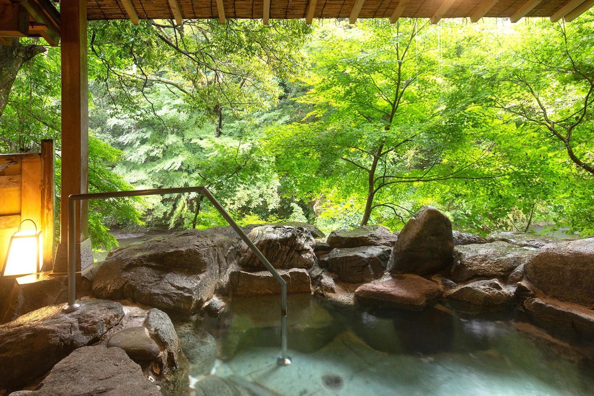 Yamanaka Onsen Kagari Kisshotei