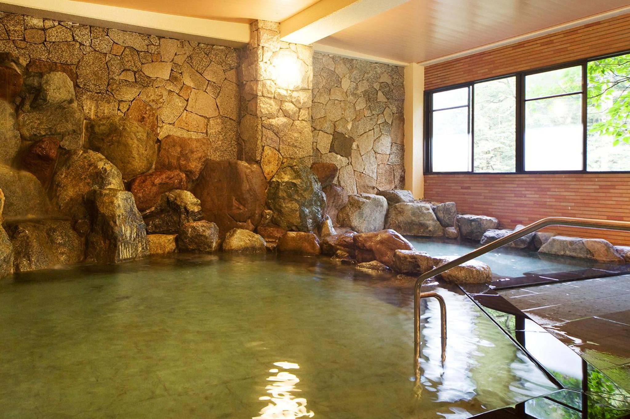 Yamanaka Onsen Kagari Kisshotei