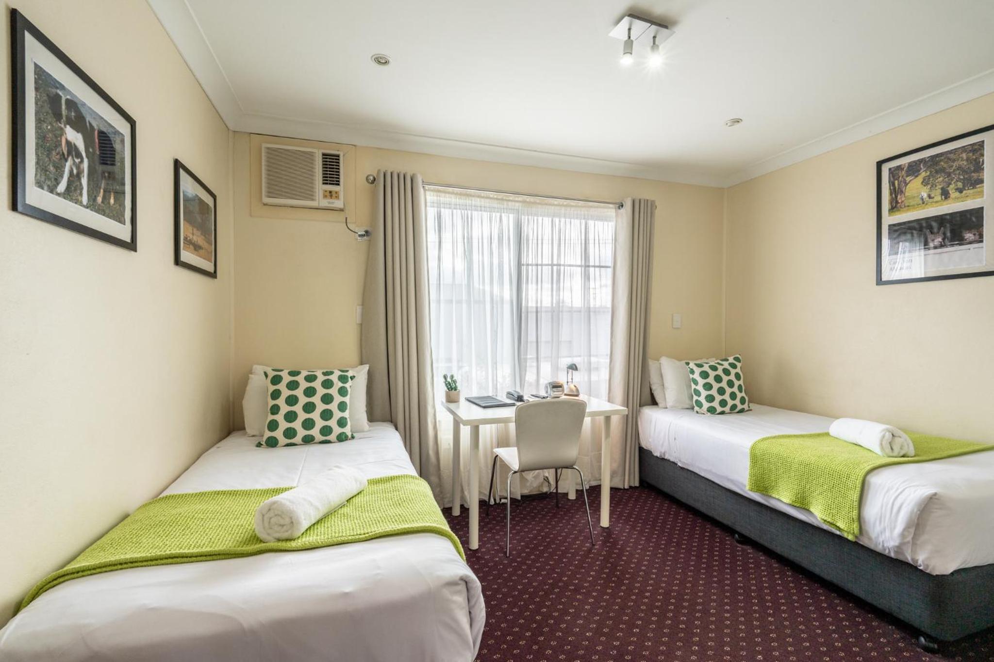 The Henry Parkes Tenterfield
