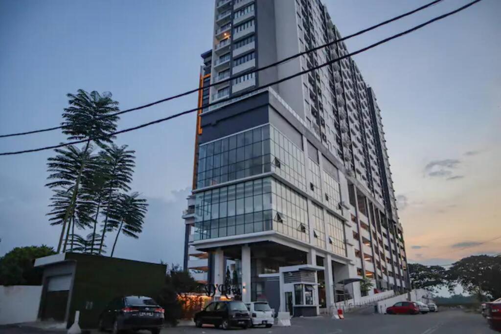 JC Sky Riverfront 'Pebble' w/Fantastic River View photo 7
