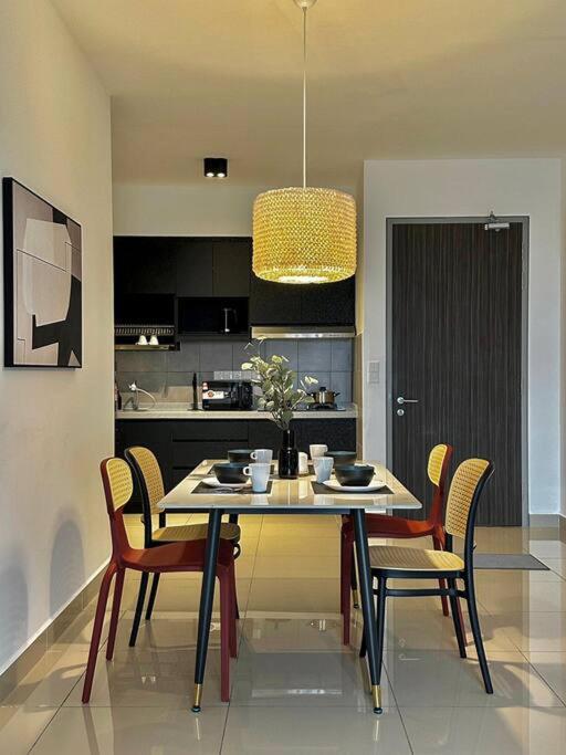 M Vertica KL City Modern by Veridian Suites