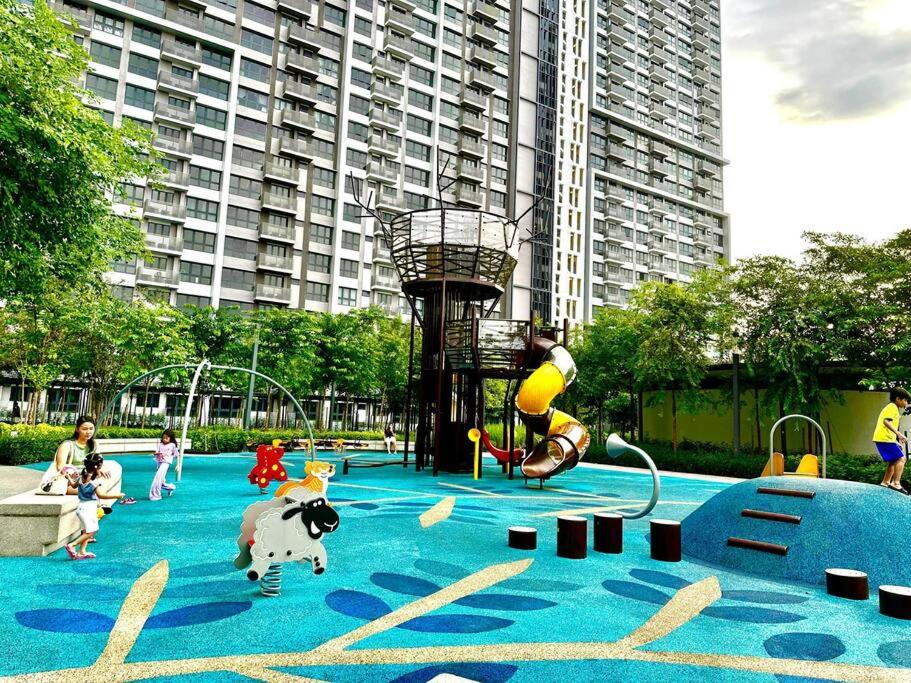 M Vertica KL City Modern by Veridian Suites