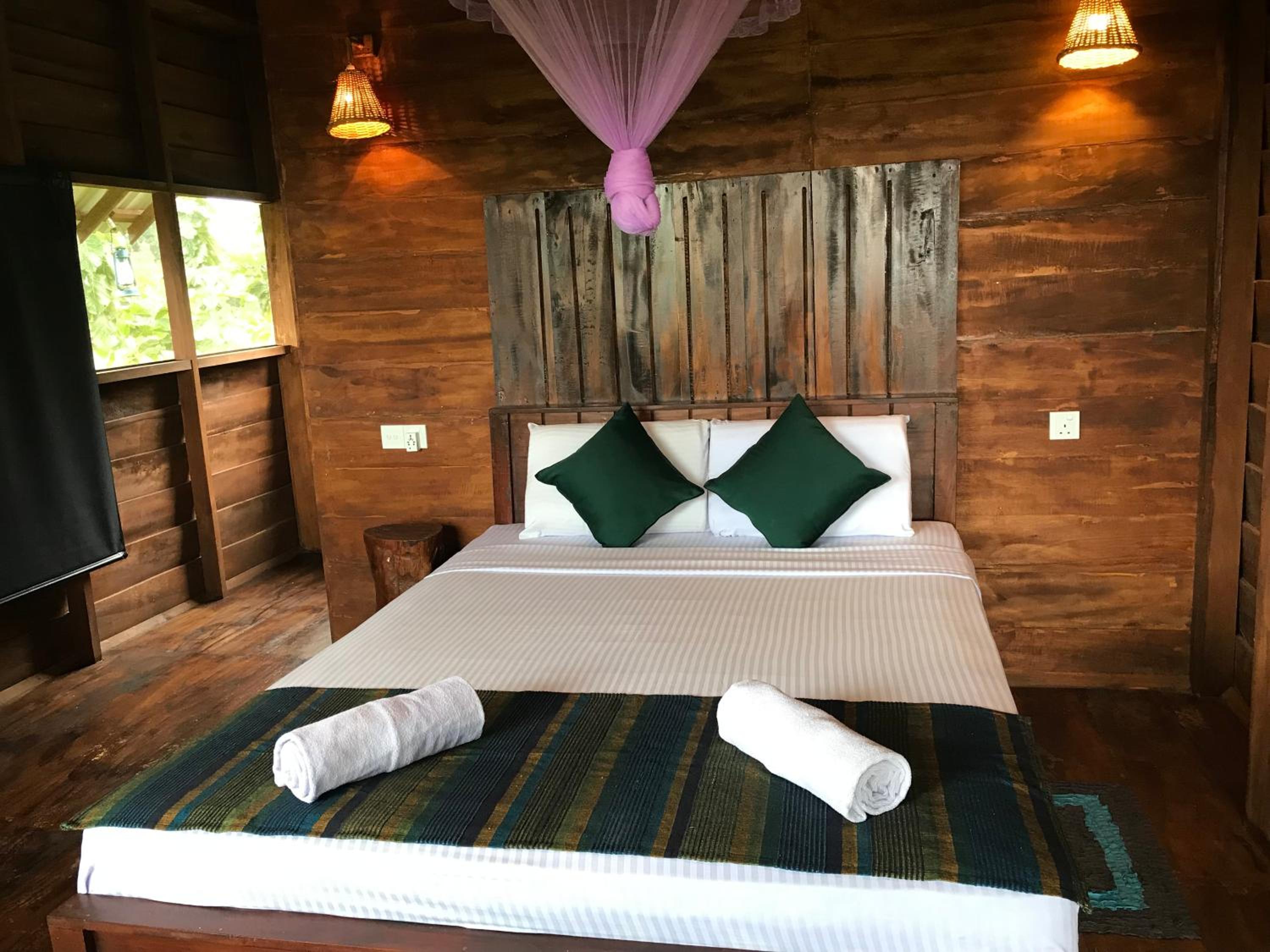 Chena Huts Eco Resort view 5