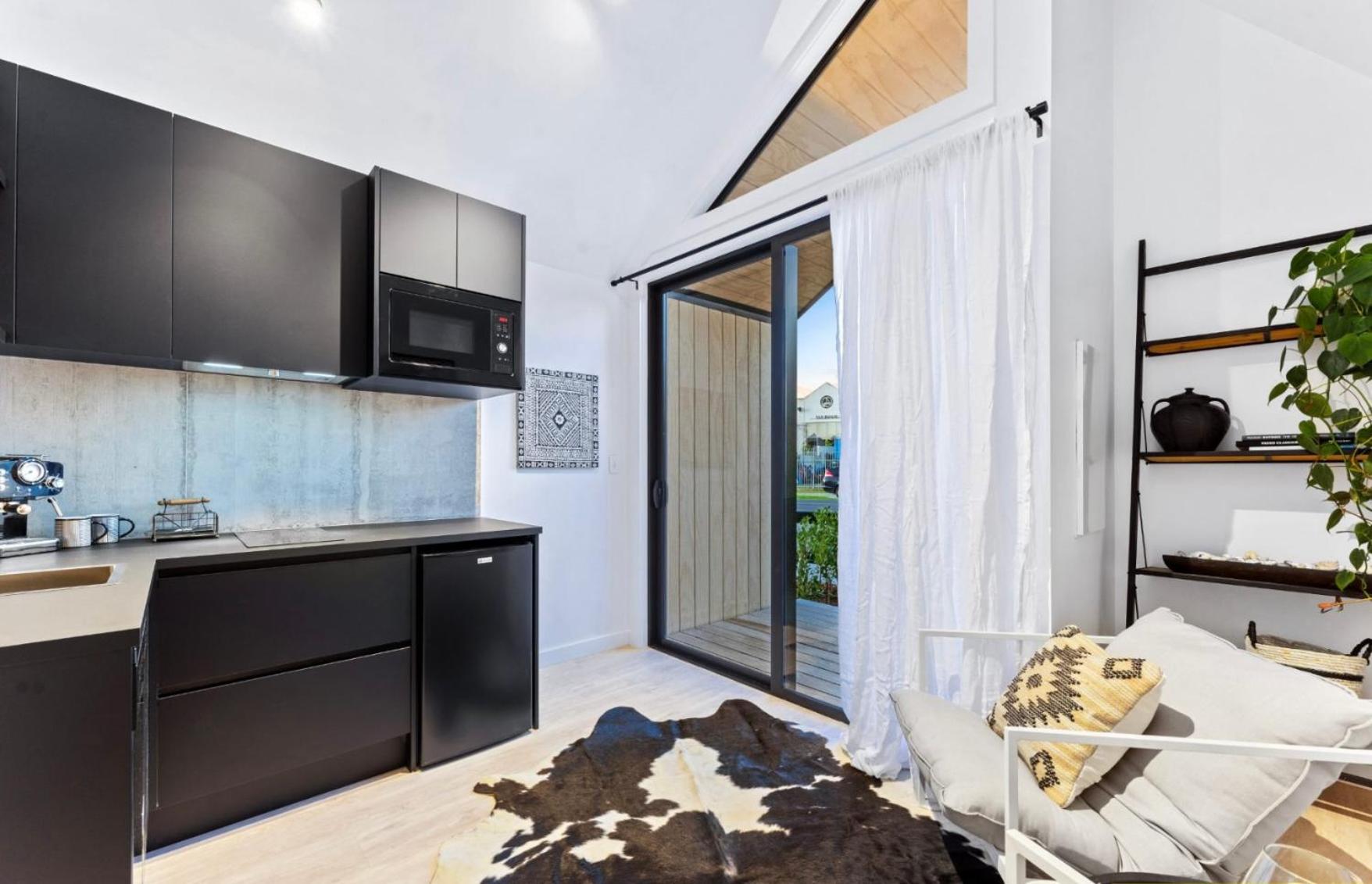 Matakana Luxury Escapes view 4