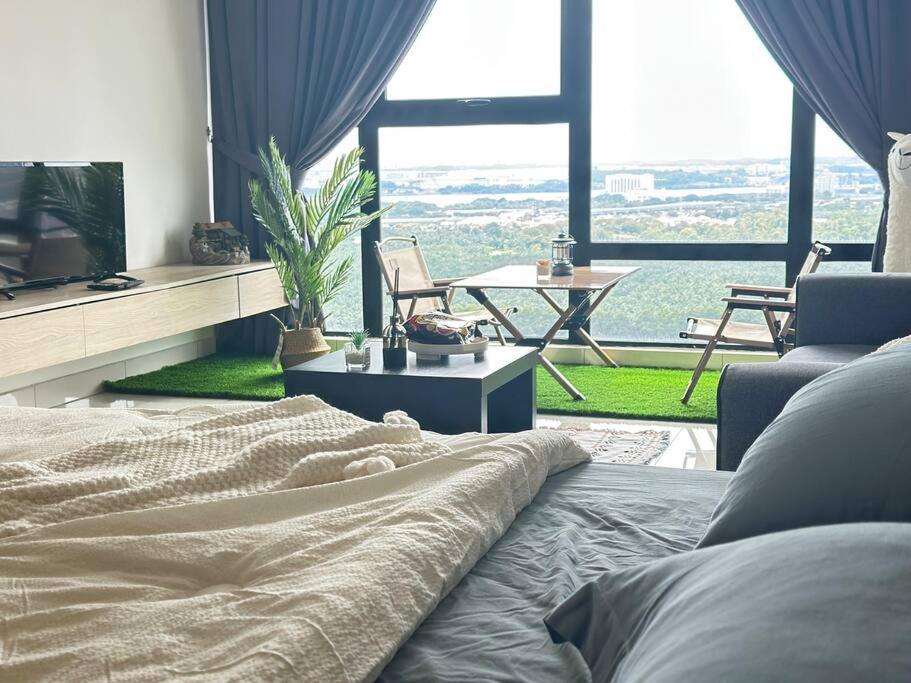 Mid Valley Southkey Mosaic- 6 Pax- 2 Bedroom