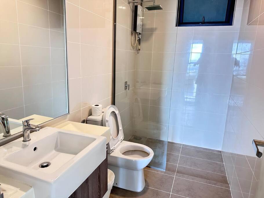 Mid Valley Southkey Mosaic- 6 Pax- 2 Bedroom