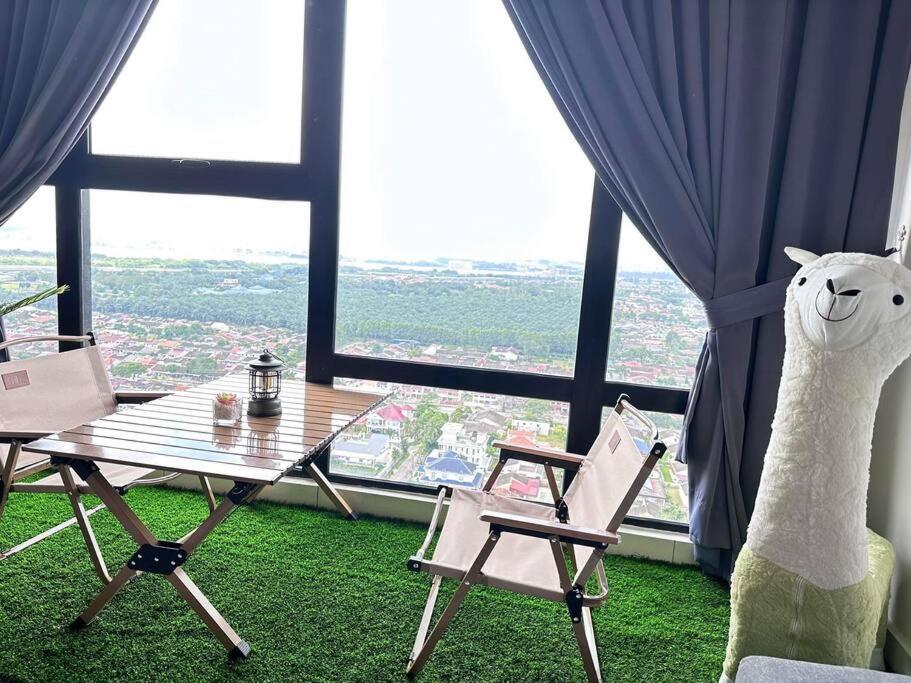 Mid Valley Southkey Mosaic- 6 Pax- 2 Bedroom