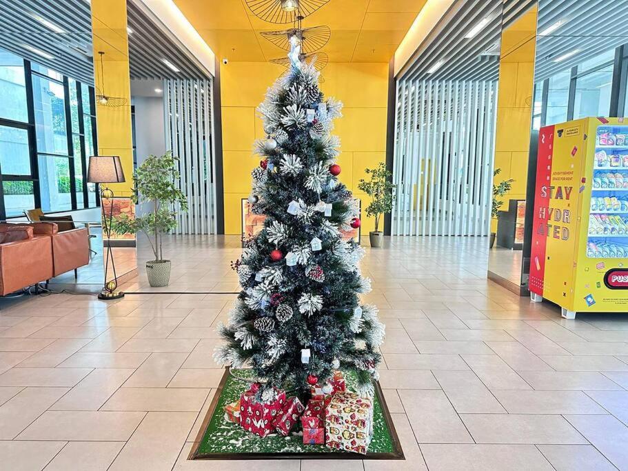 Mid Valley Southkey Mosaic- 6 Pax- 2 Bedroom