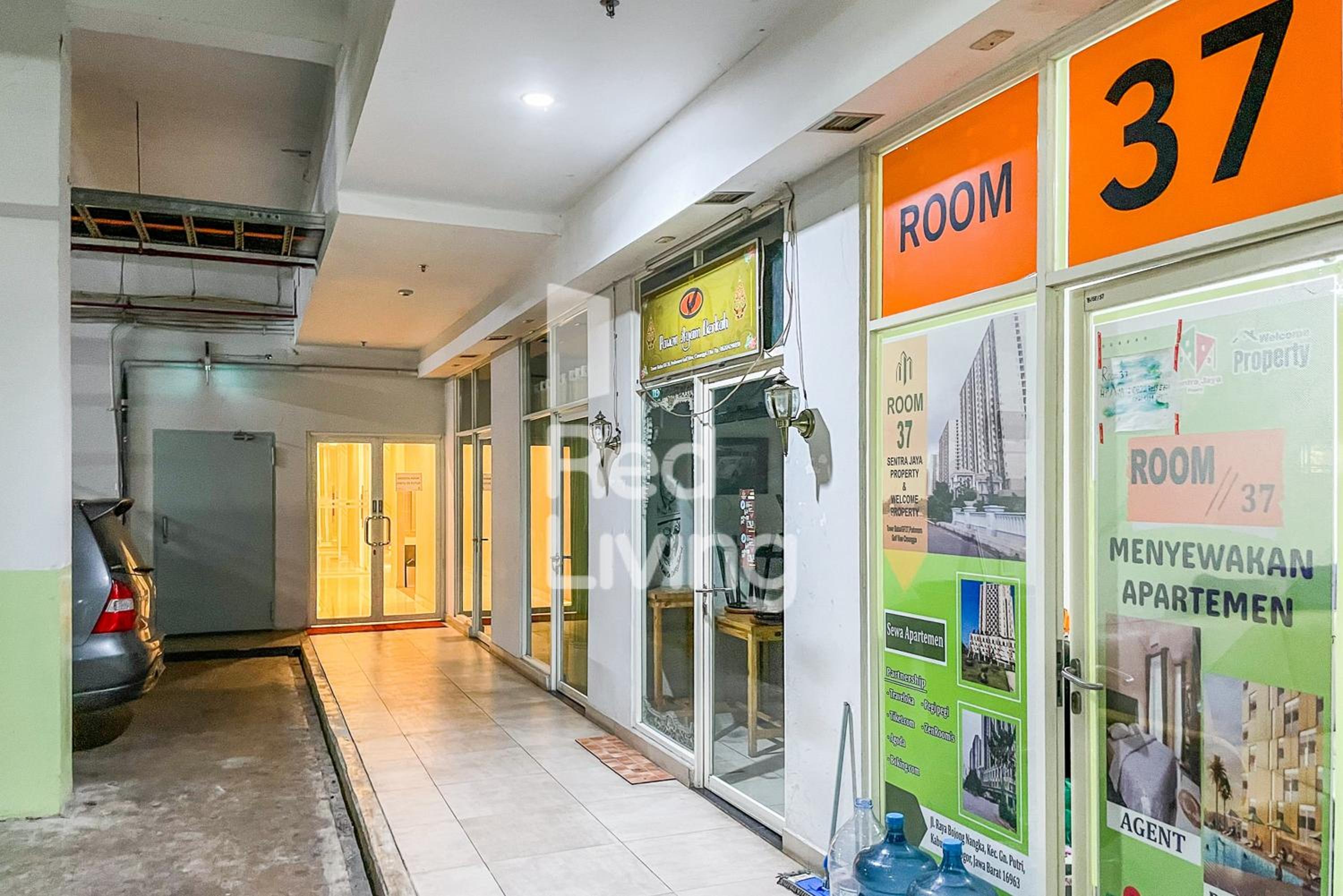 RedLiving Apartemen Podomoro Golf View - Room 37 Tower Balsa view 5