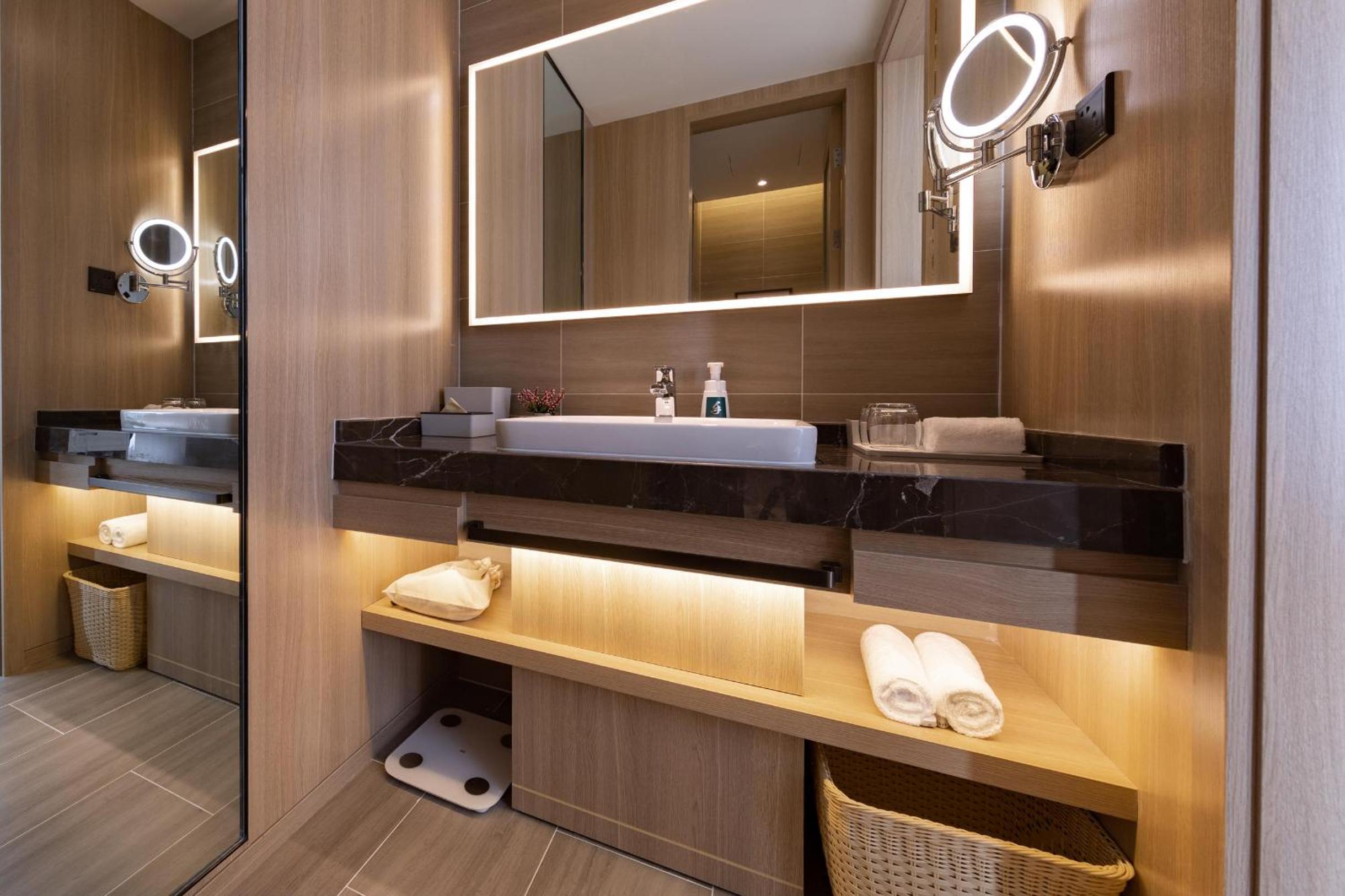 Jinan Vacations - Atour Light Hotel Jinan International Covention Centre - Property Image 2