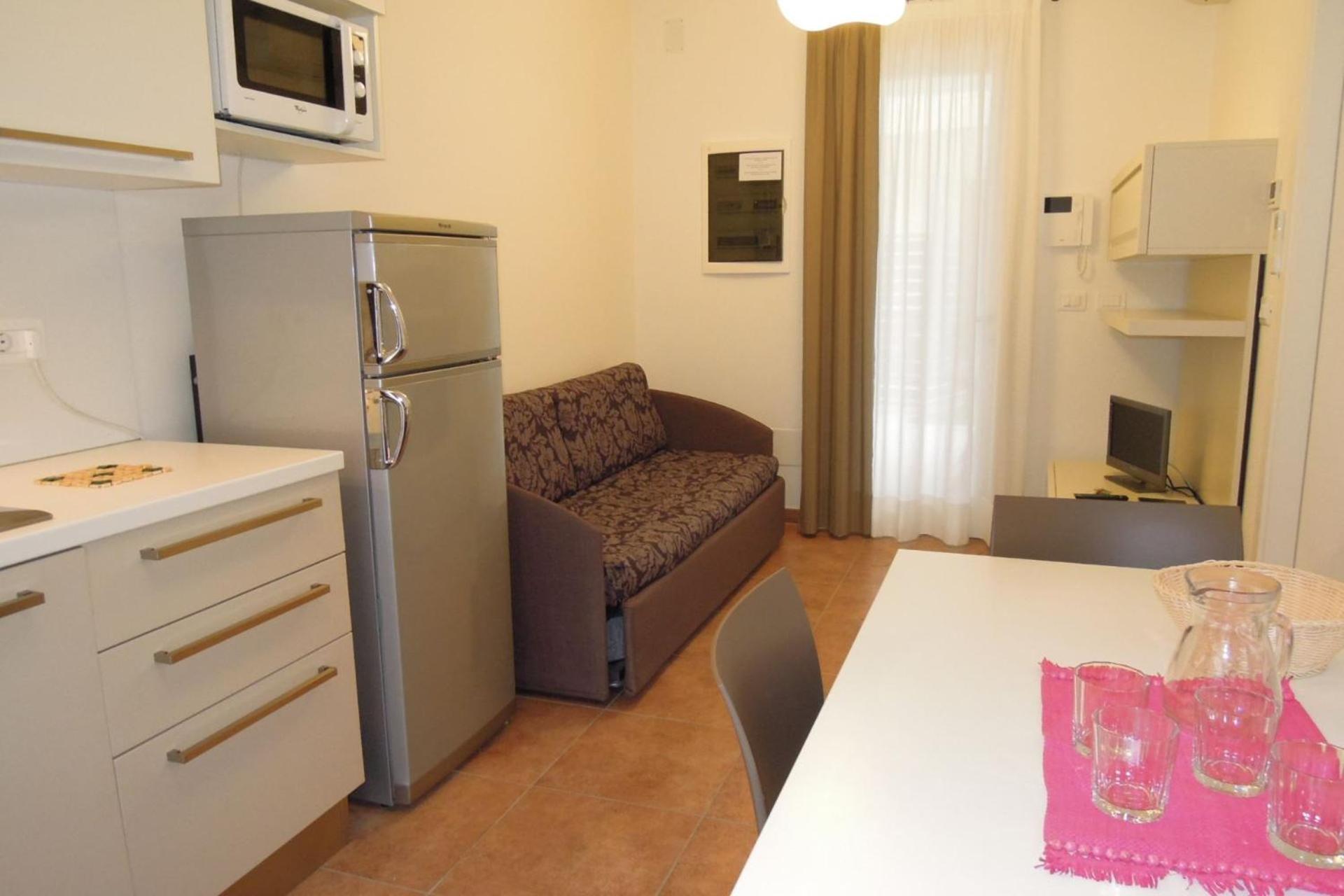 Lovely apartment overlooking the pool in Bibione view 2