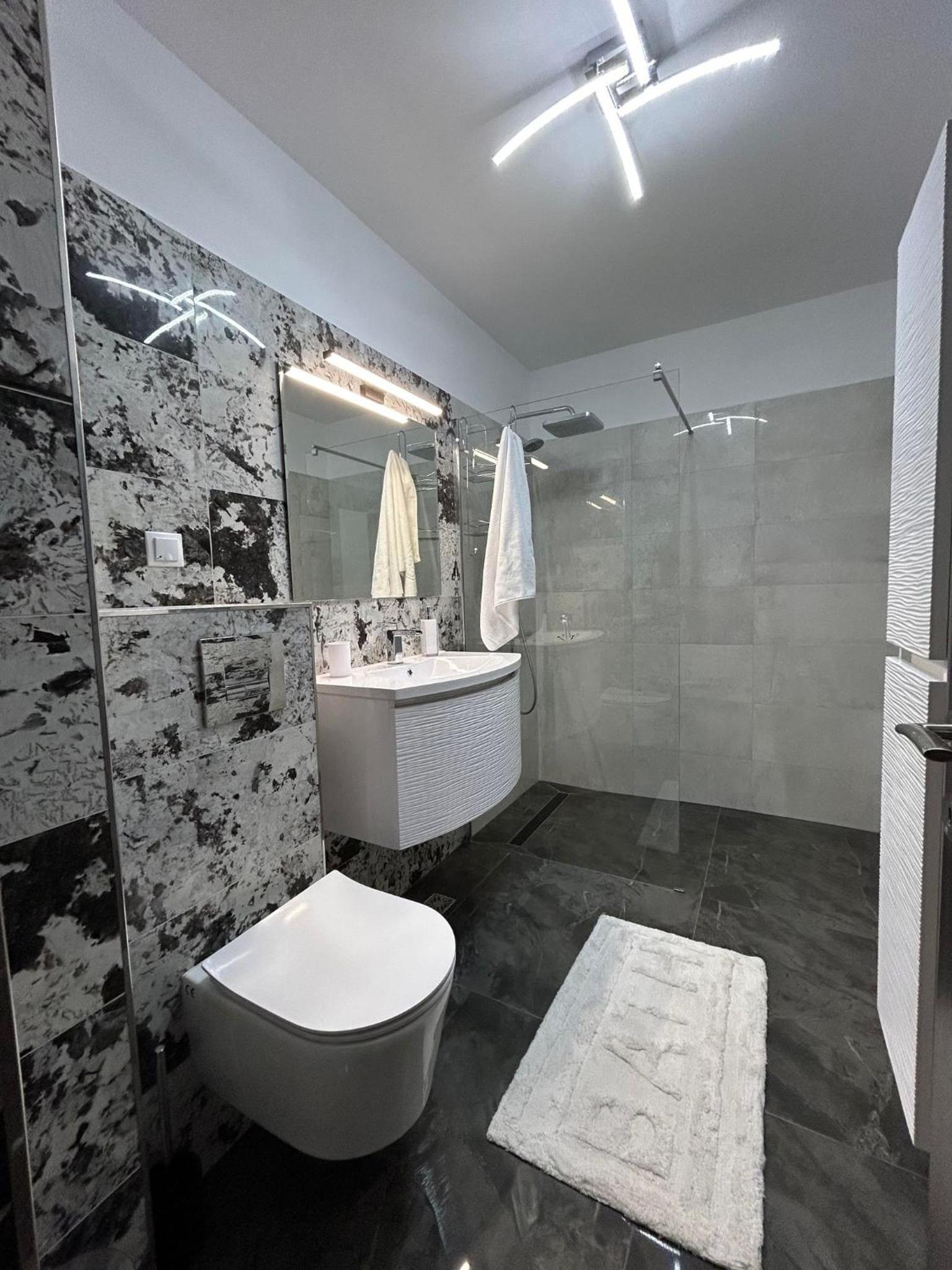 Charm Apartment