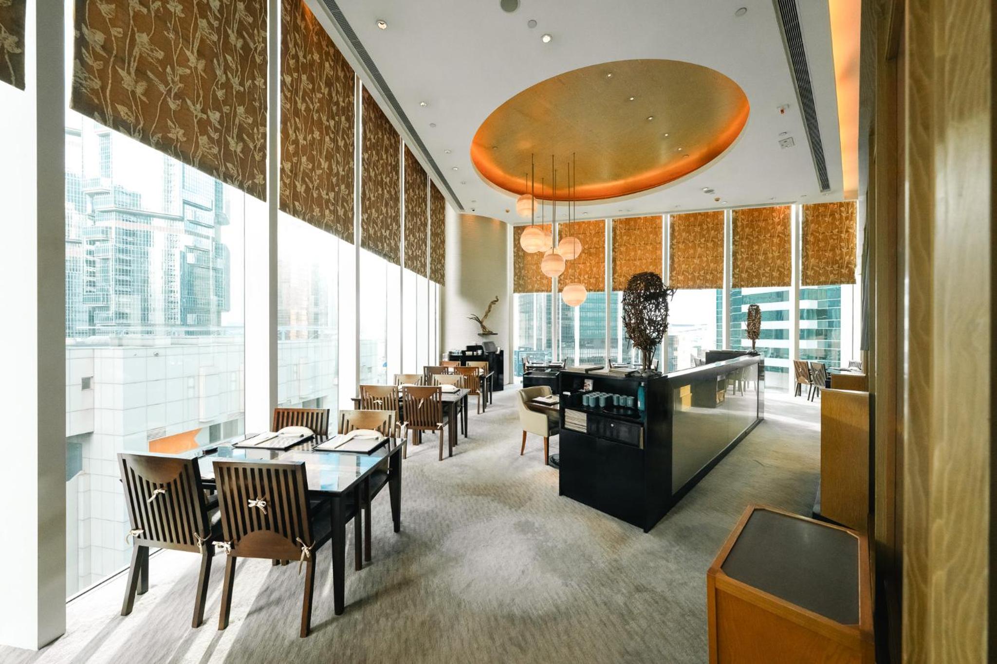 Island Shangri-La, Hong Kong