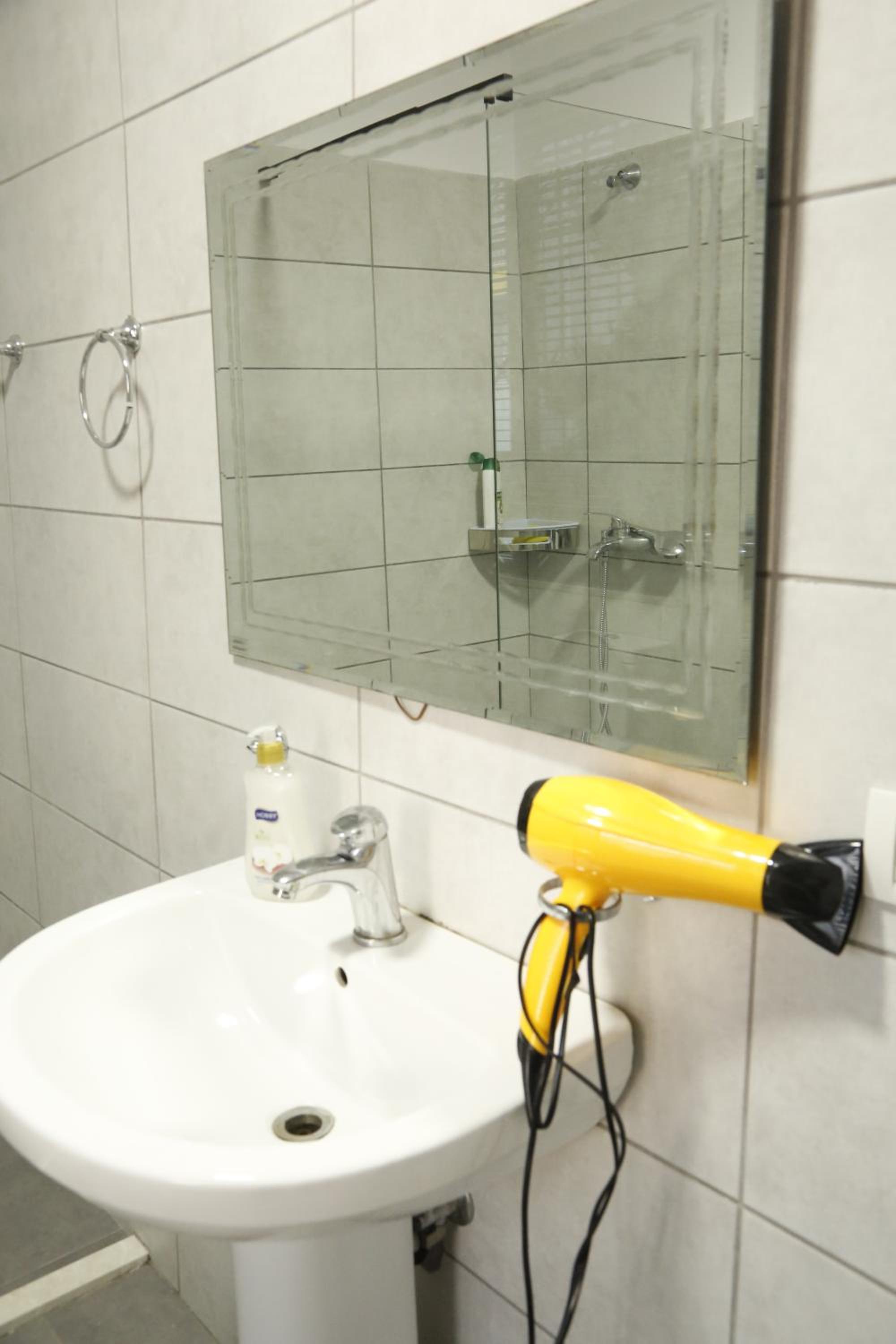 Illyrian studio apartment 2
