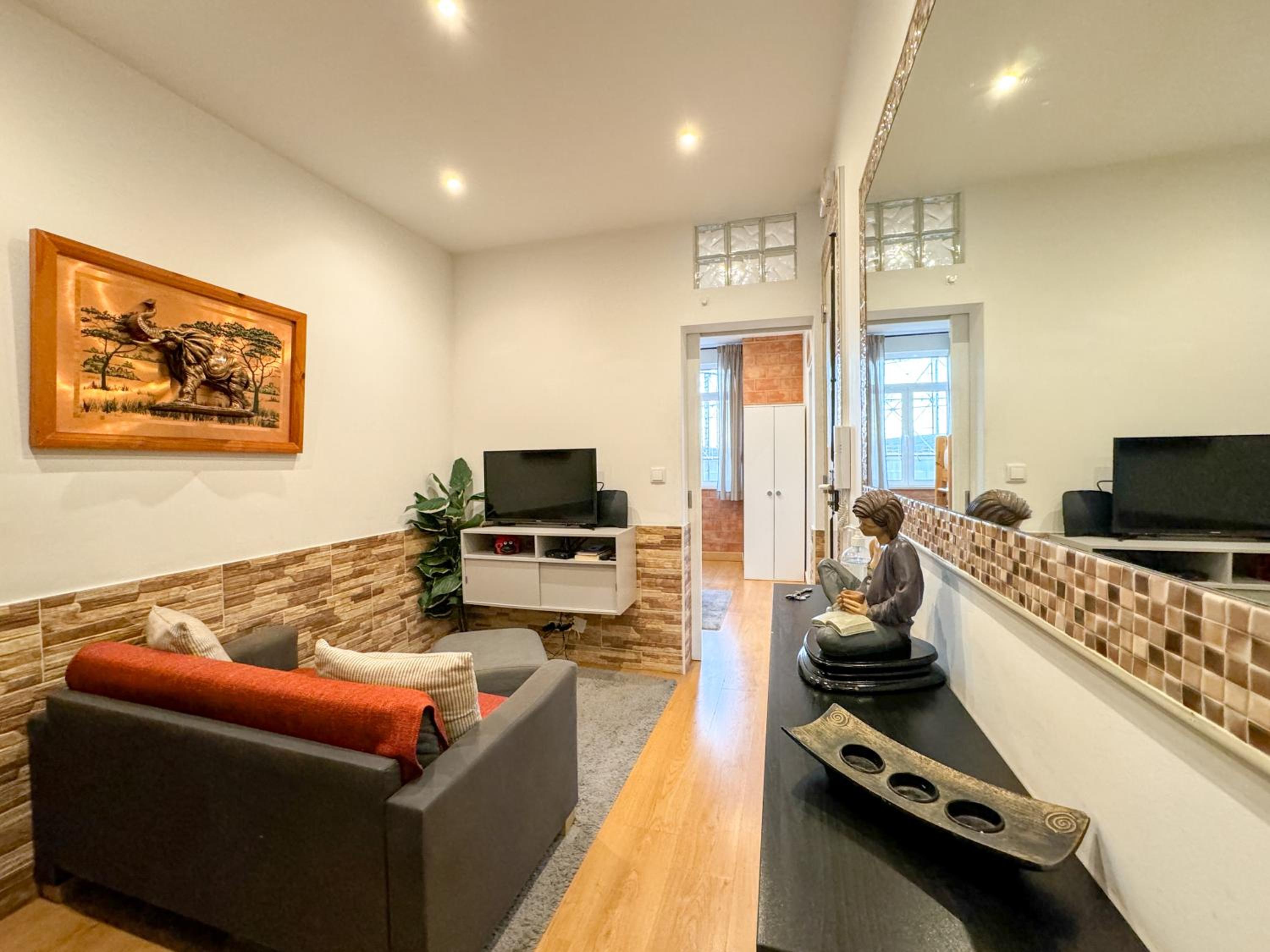 Quiet and Cozy, Easy Access to Lisbon Highlights #1880