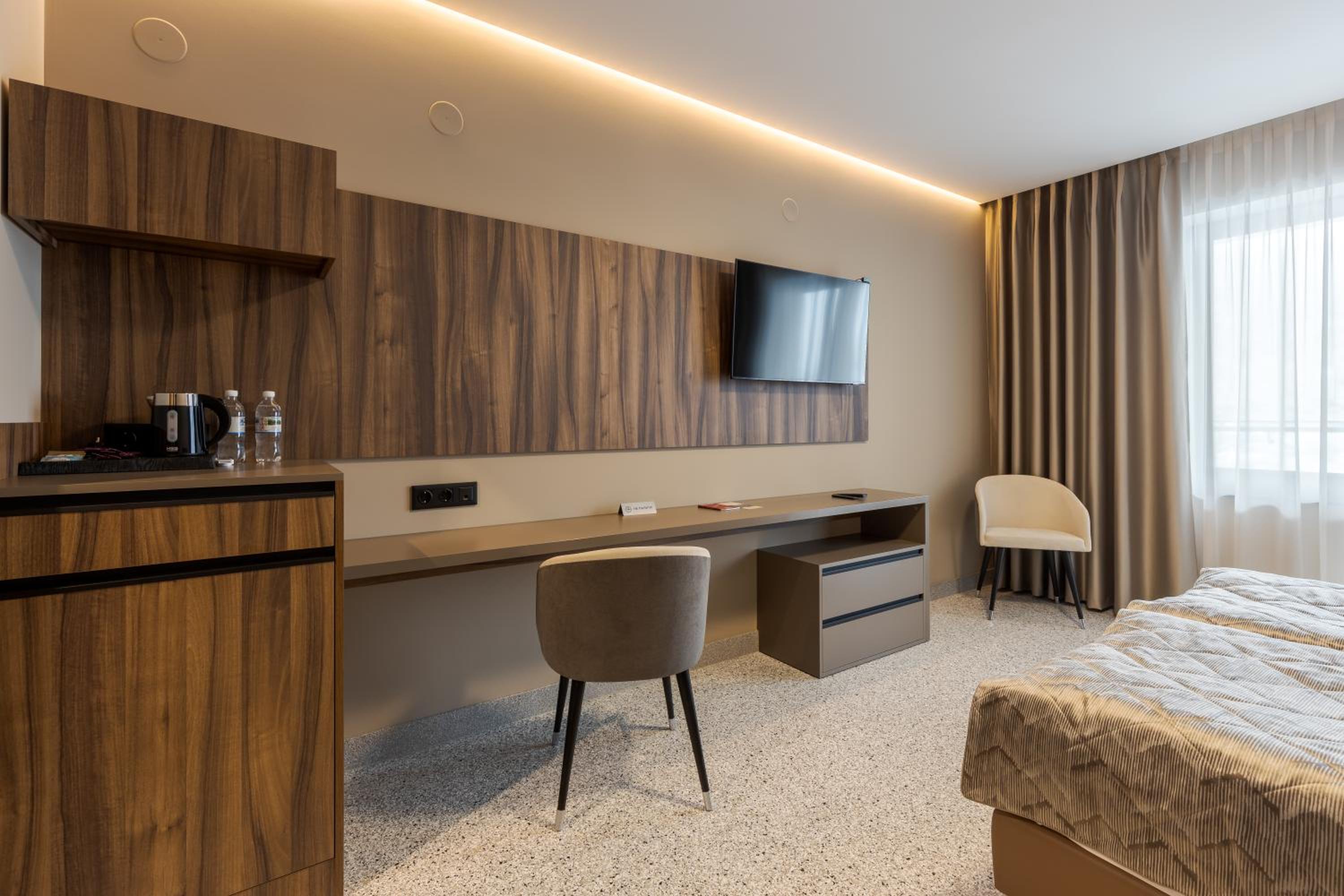 Photo 16