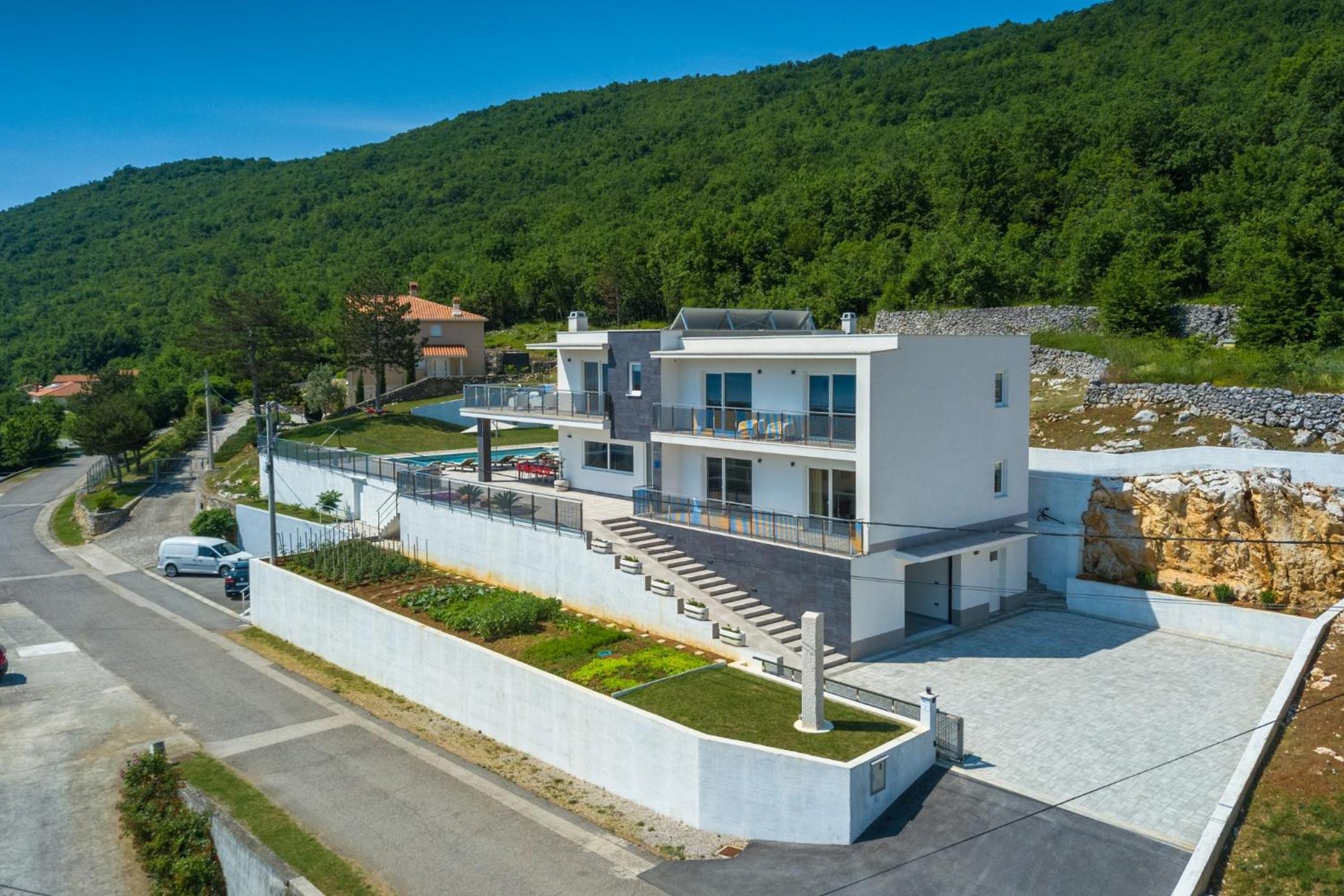 Villa Maru by Briskva