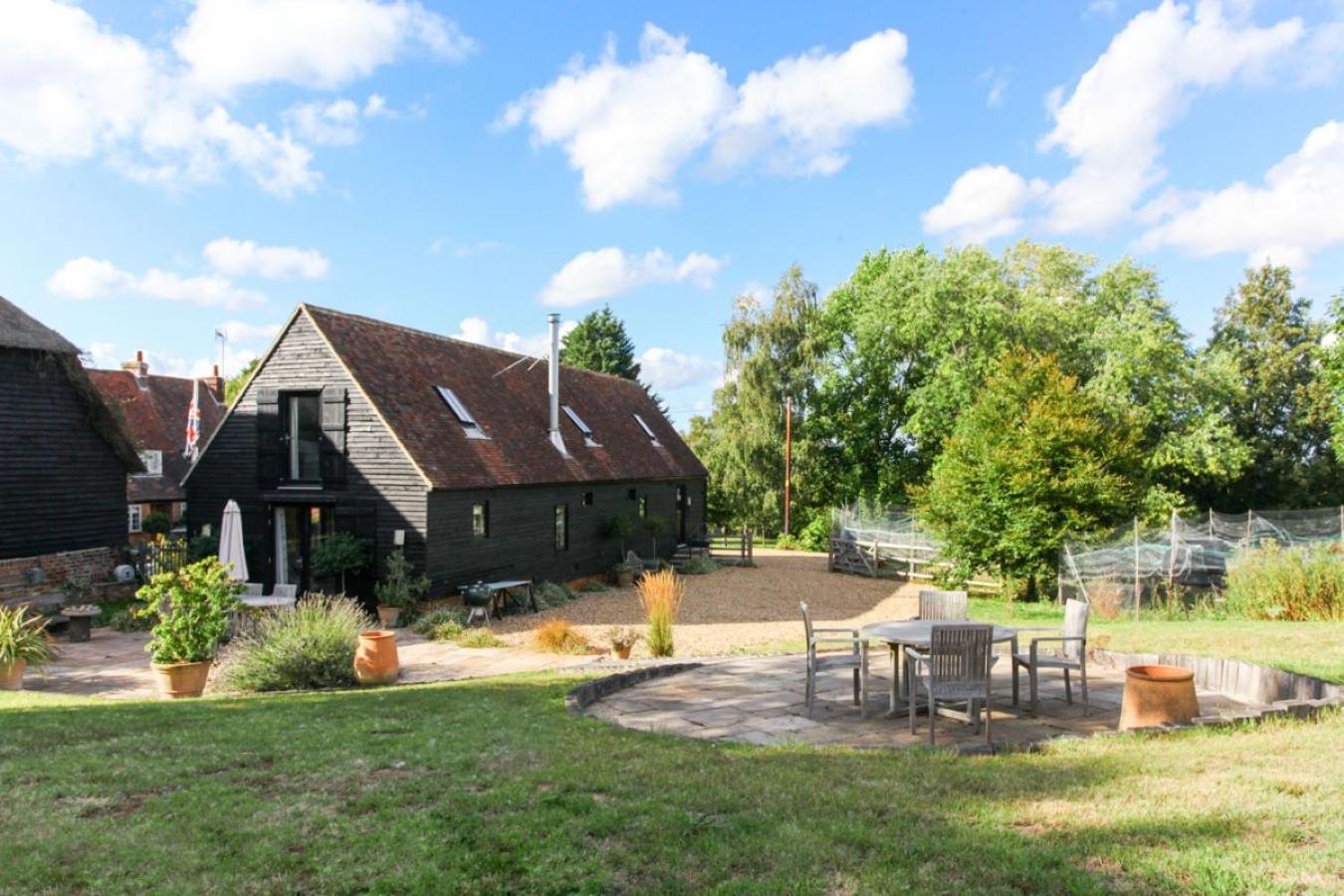 Duckpitts Barn