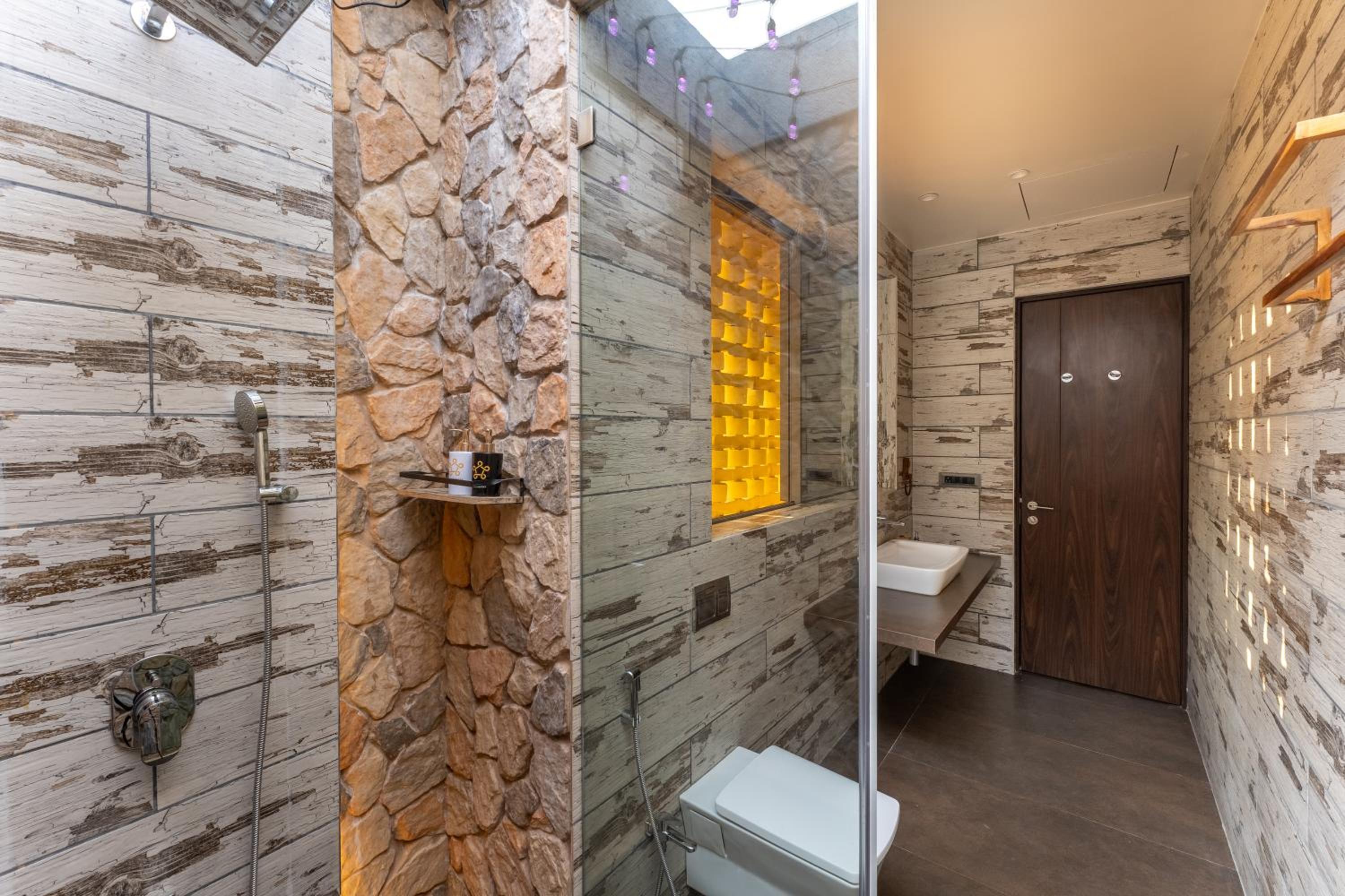 SaffronStays Zokaa - 3BR European-style villa with pool, den & open-sky shower near Imagicaa & Pali view 5