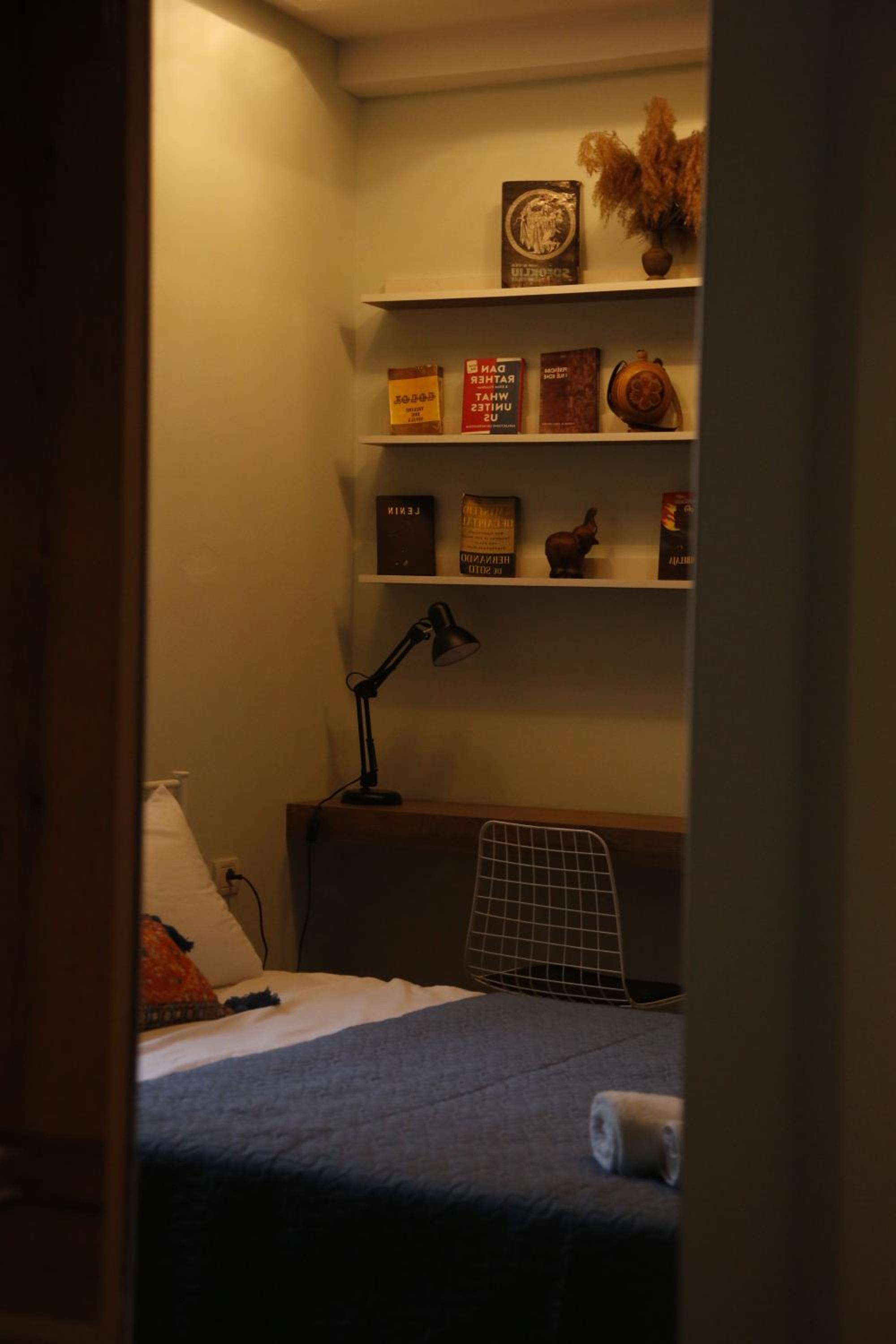 Illyrian studio apartment 2