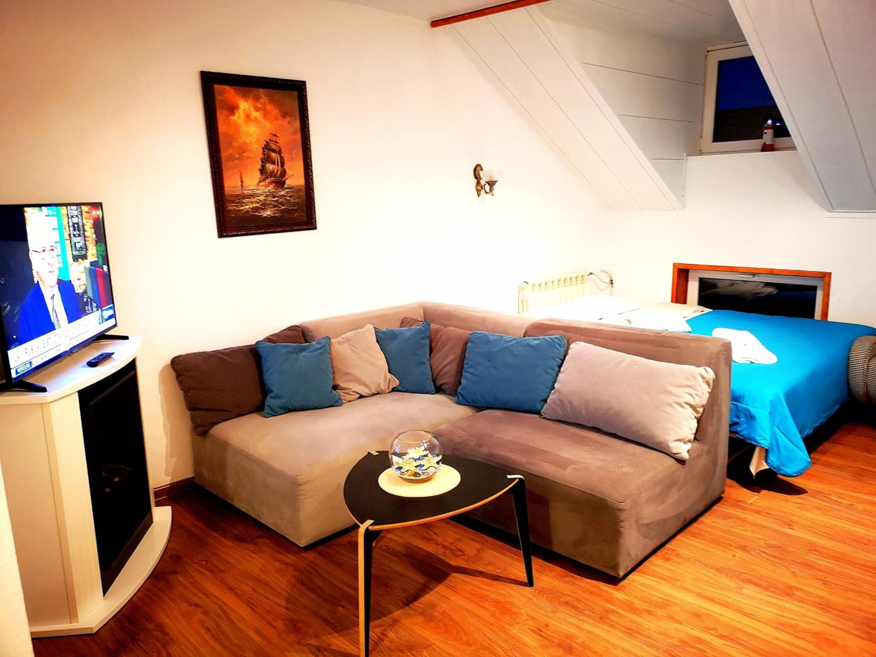 M5 Meridian Apartment
