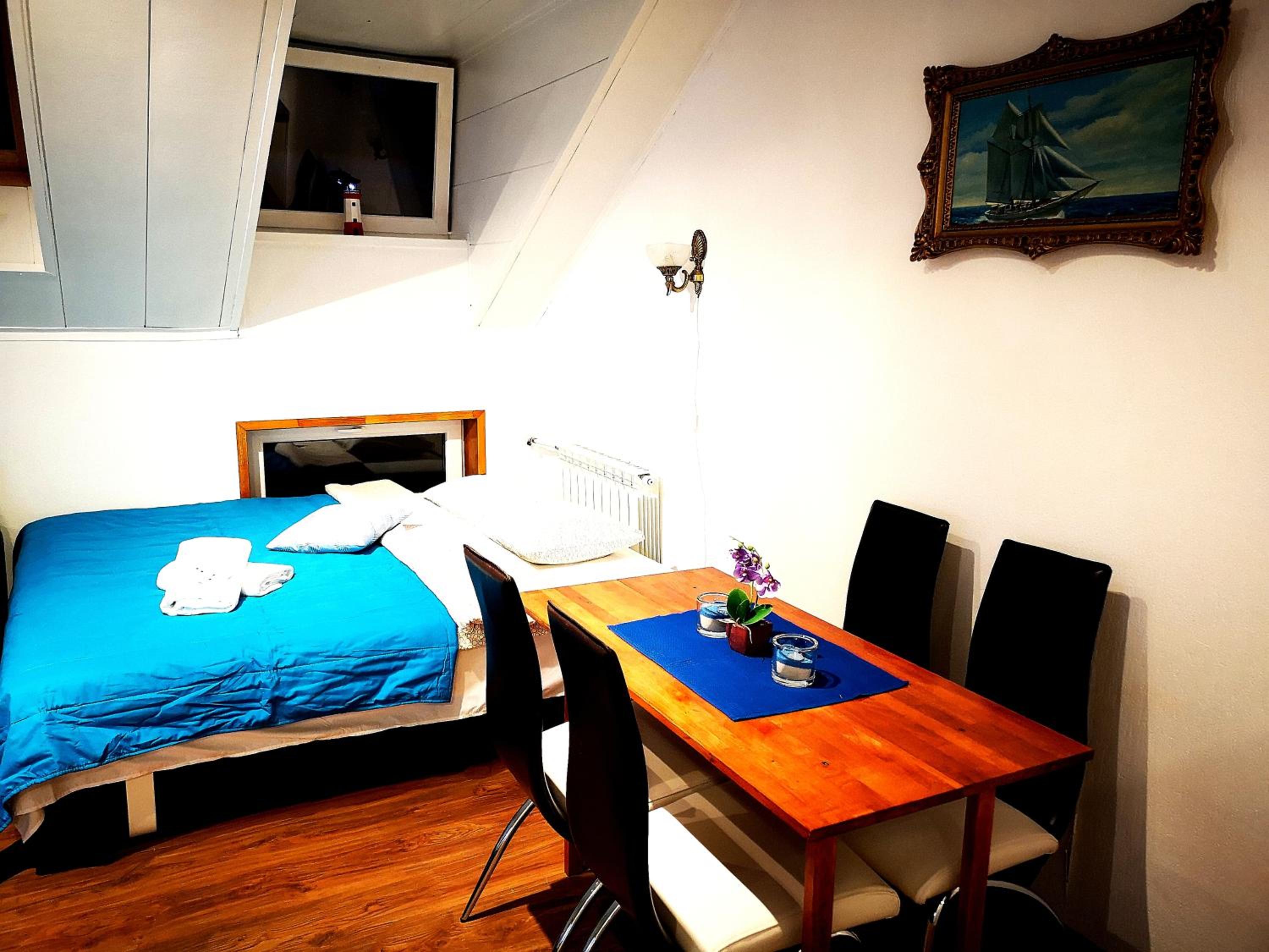 M5 Meridian Apartment