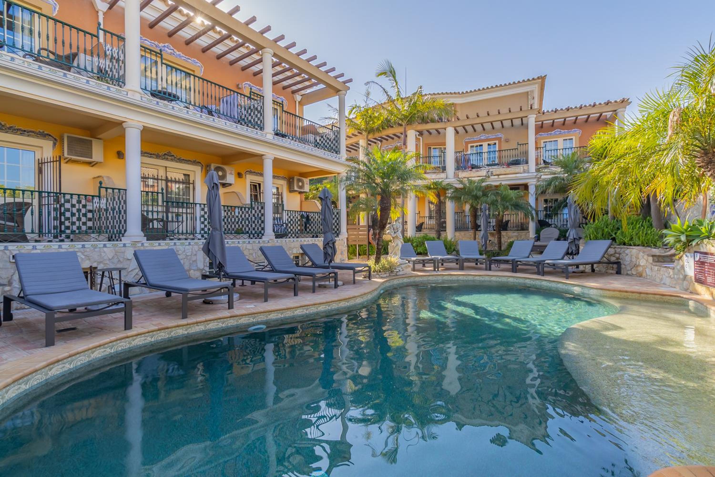 Charming Residence & Guest House Dom Manuel I Adults only view 2