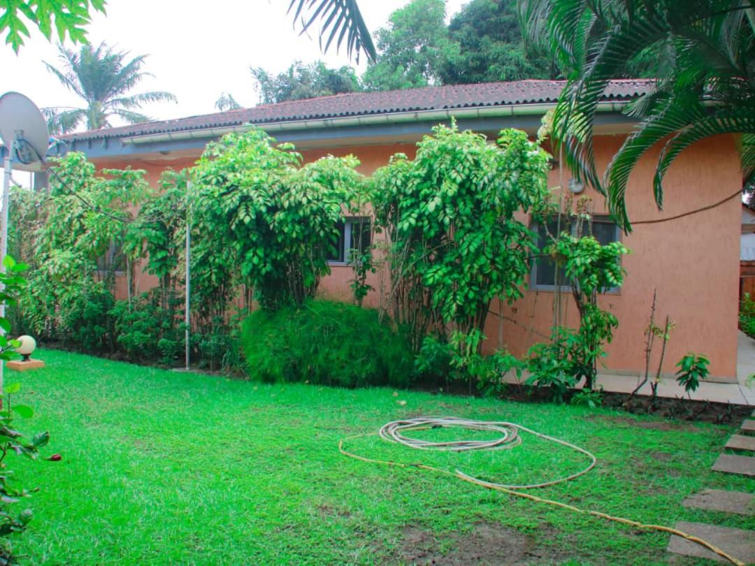 Studio piscine makosso