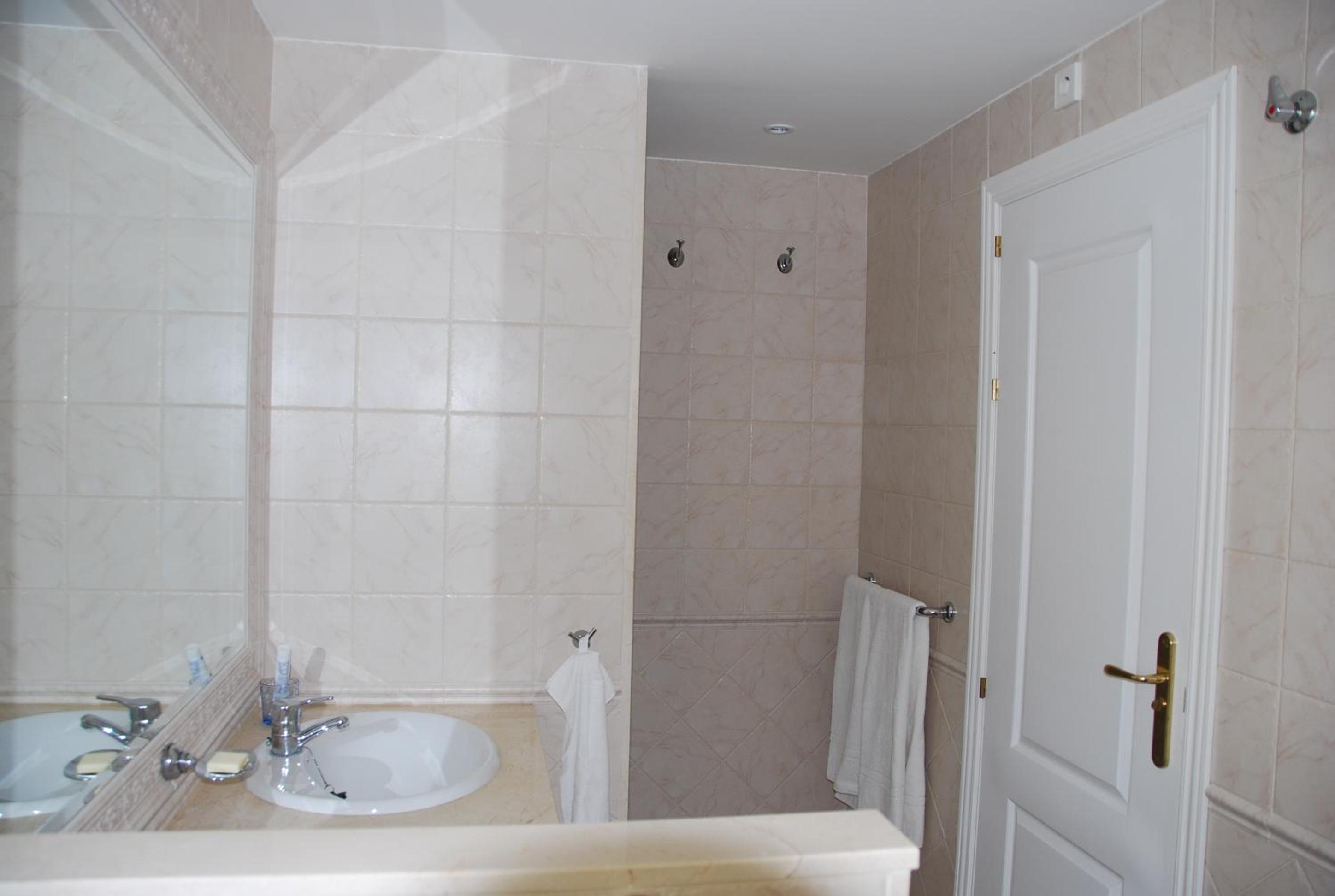 luxury ground floor apartment Mijas Costa