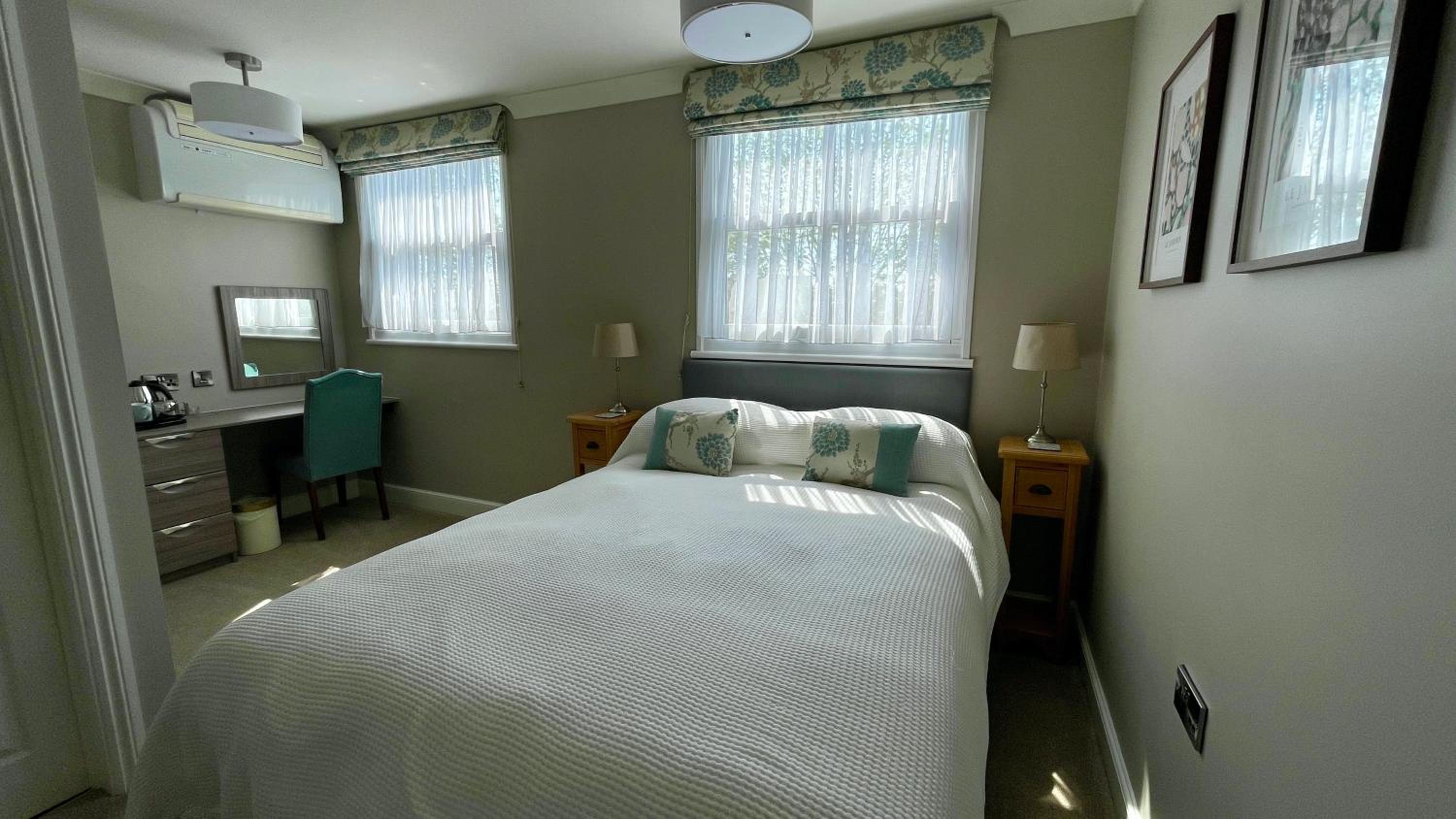 Yorke Lodge Bed and Breakfast
