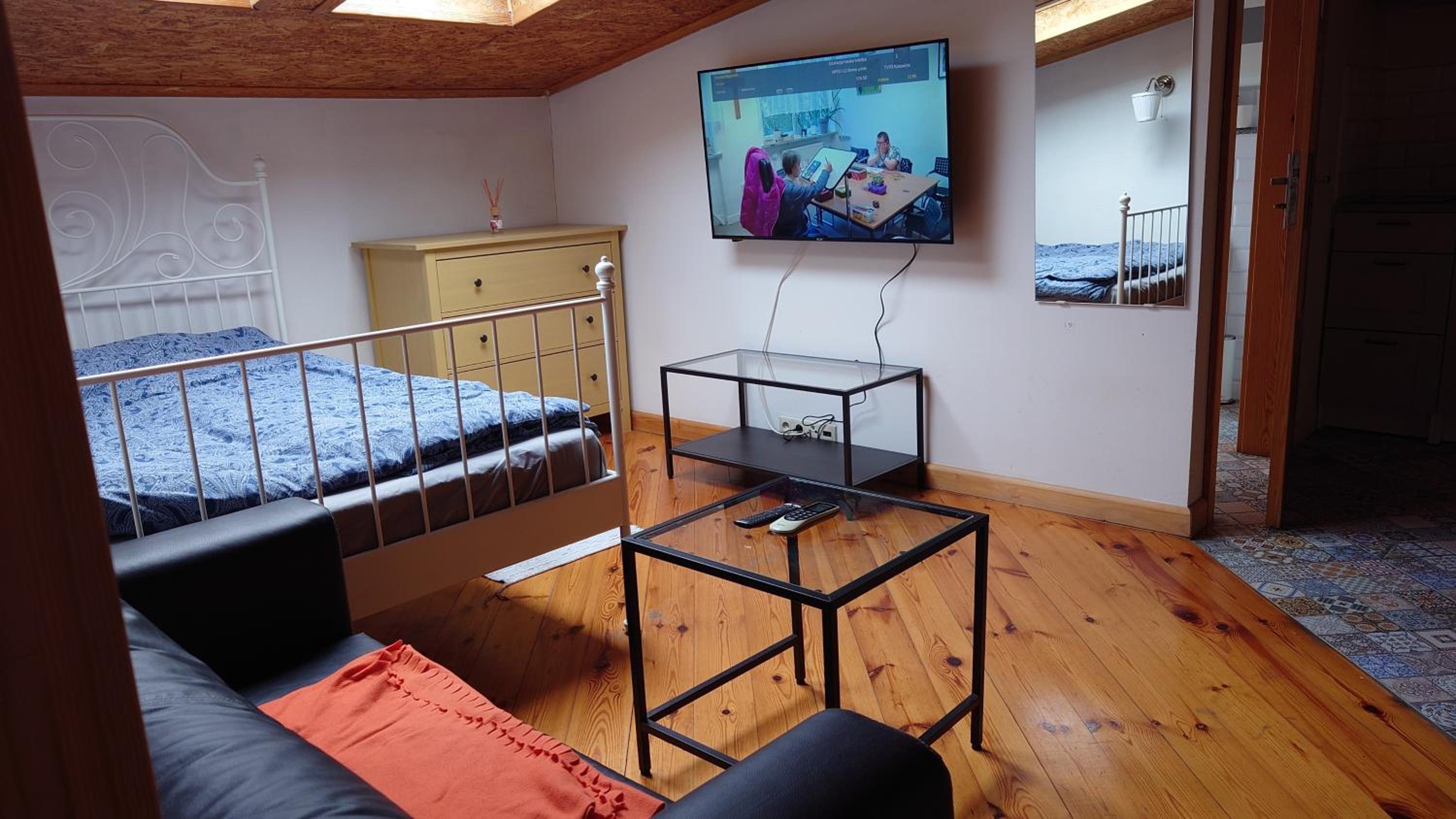 Apartamenty przy STONEHENGE view 2
