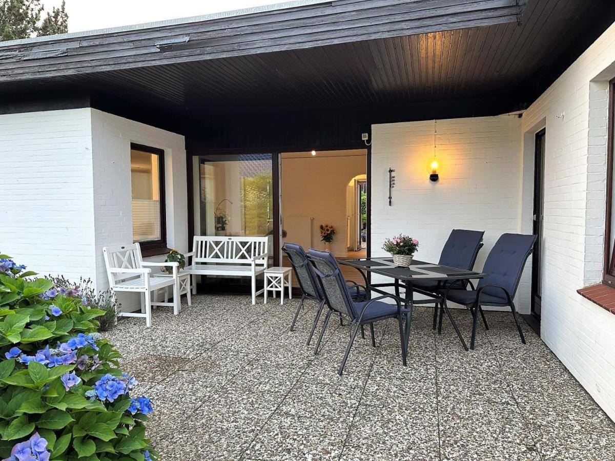 Haus Libelle, ebenerdig, WLAN, neu renoviert, hochwertig ausgestattet