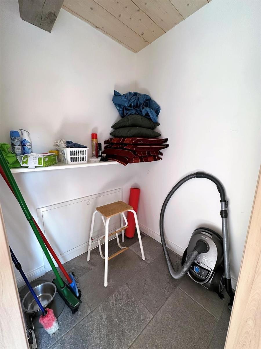 Jeppe Hus, Reetdachhaus, Hunde willkommen, Eckbadewanne, Kamin, WLAN