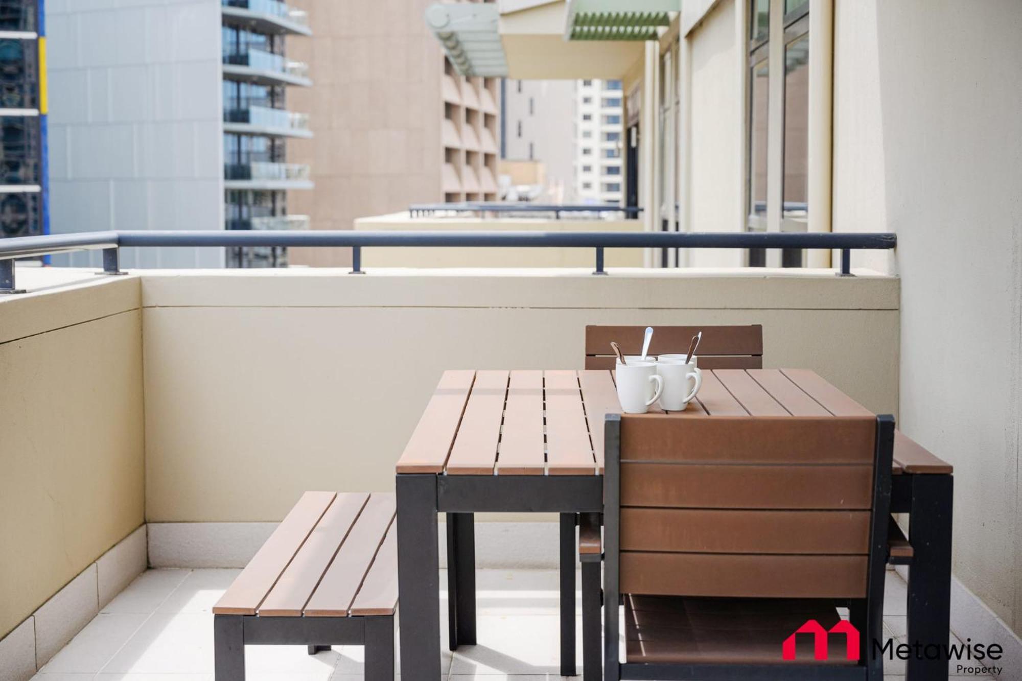 MetaWise Sydney CBD Haymarket Luxe 2Bed Penthouse Aqua