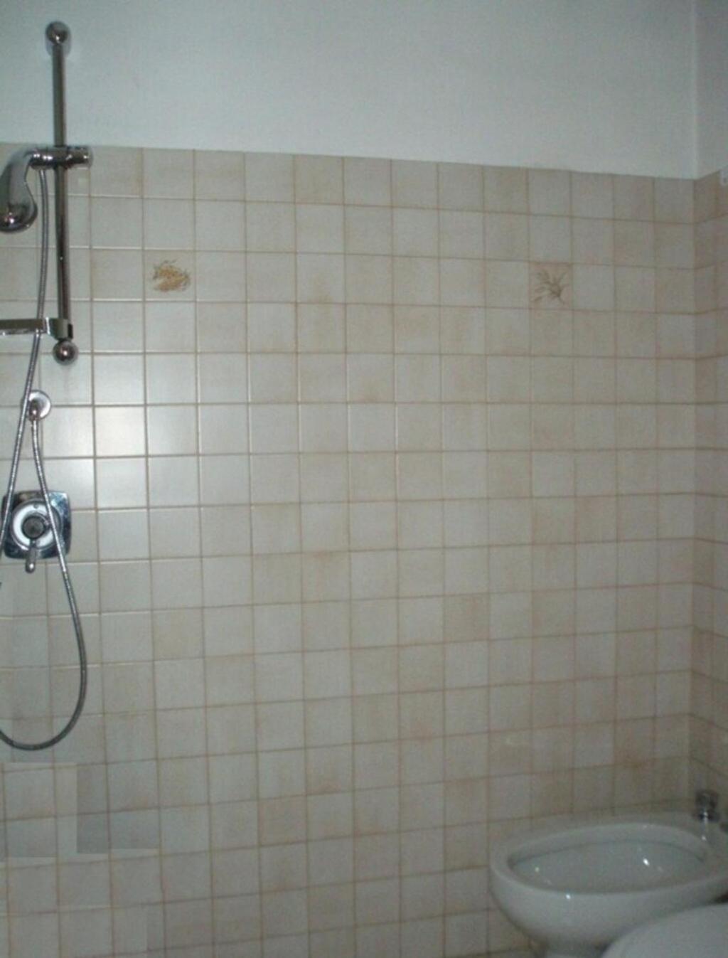 Studio with lovely terrace 200 m from the beach view 2