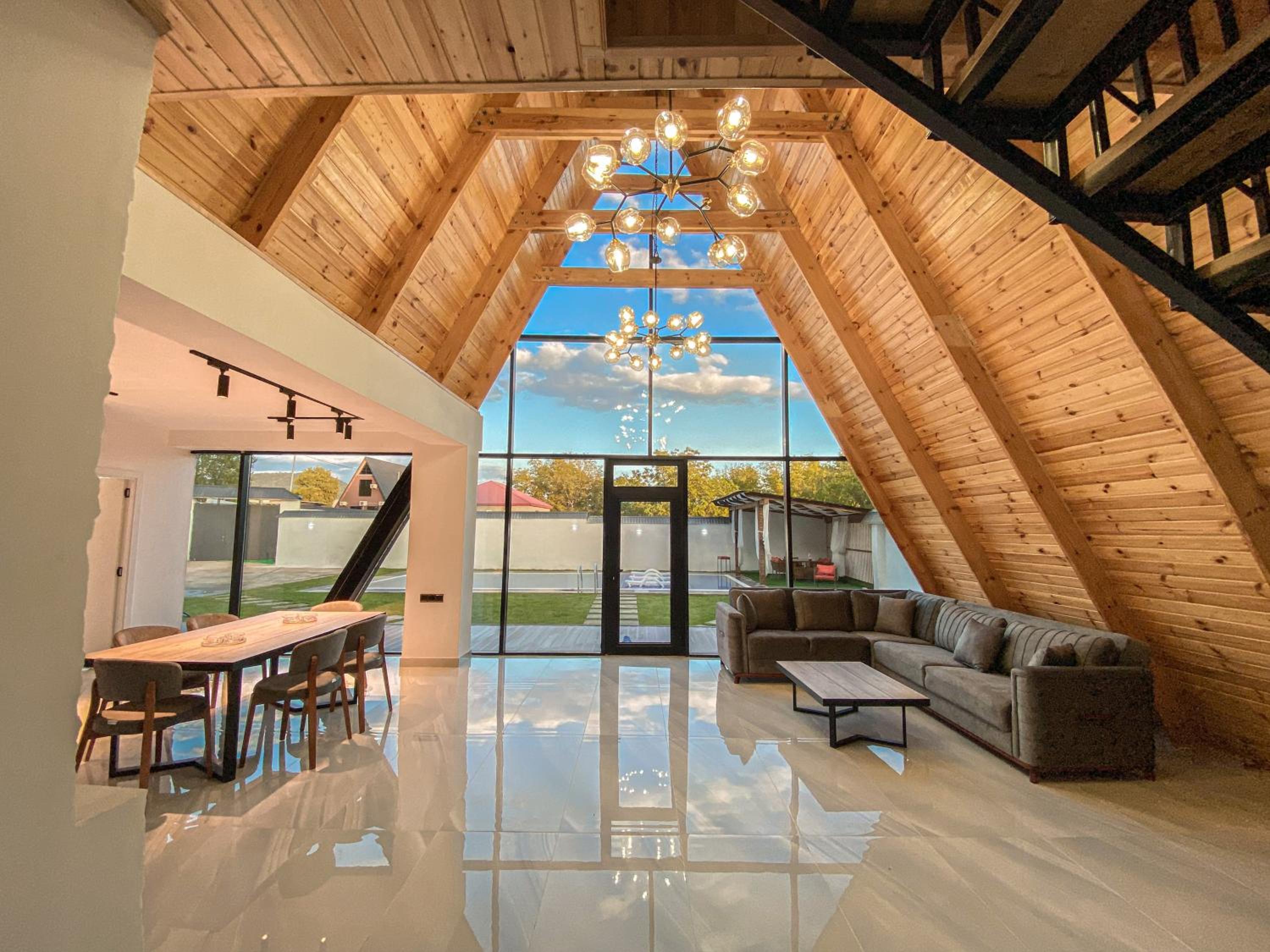 Area36 Royal Chalet
