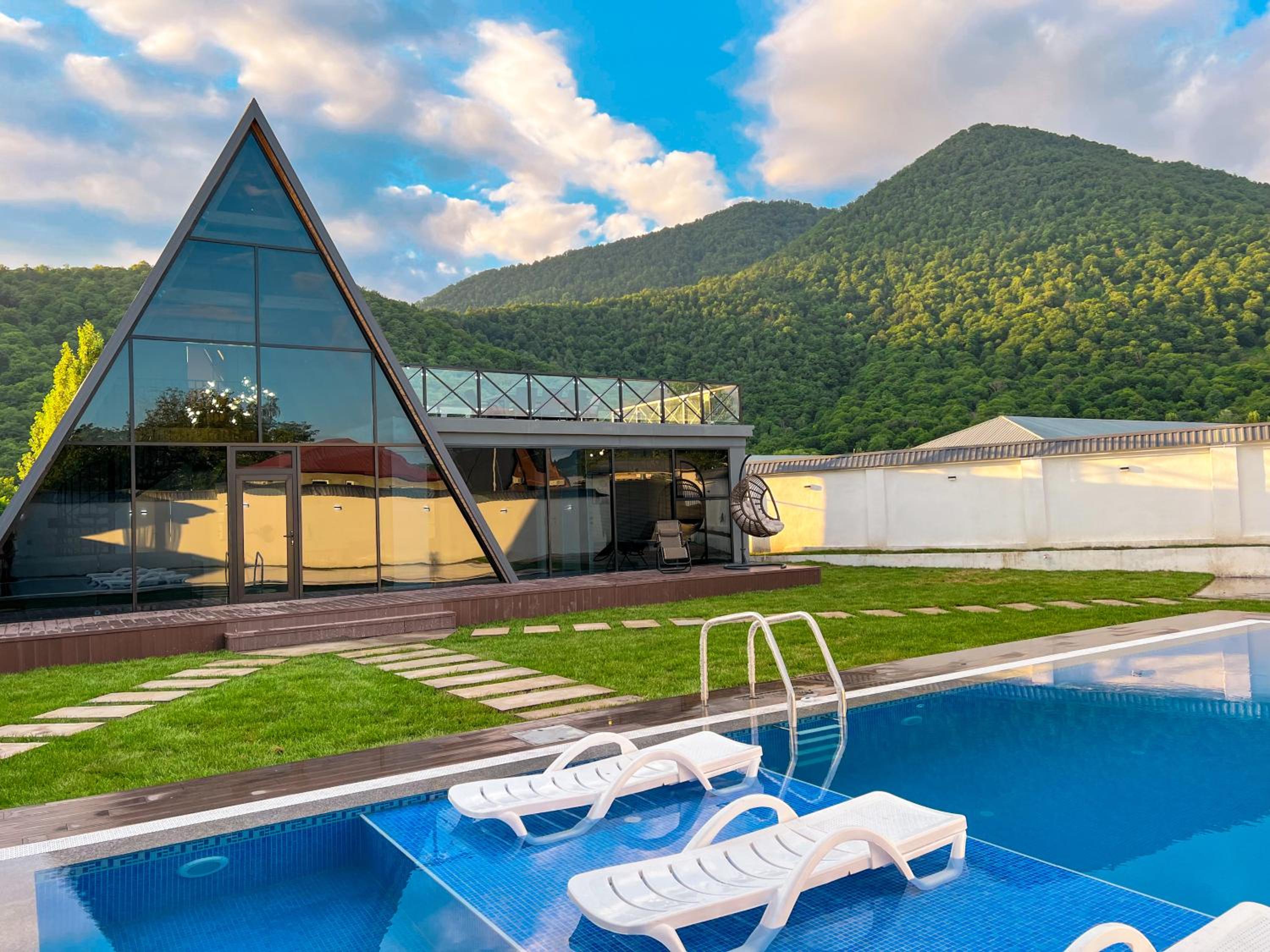 Area36 Royal Chalet