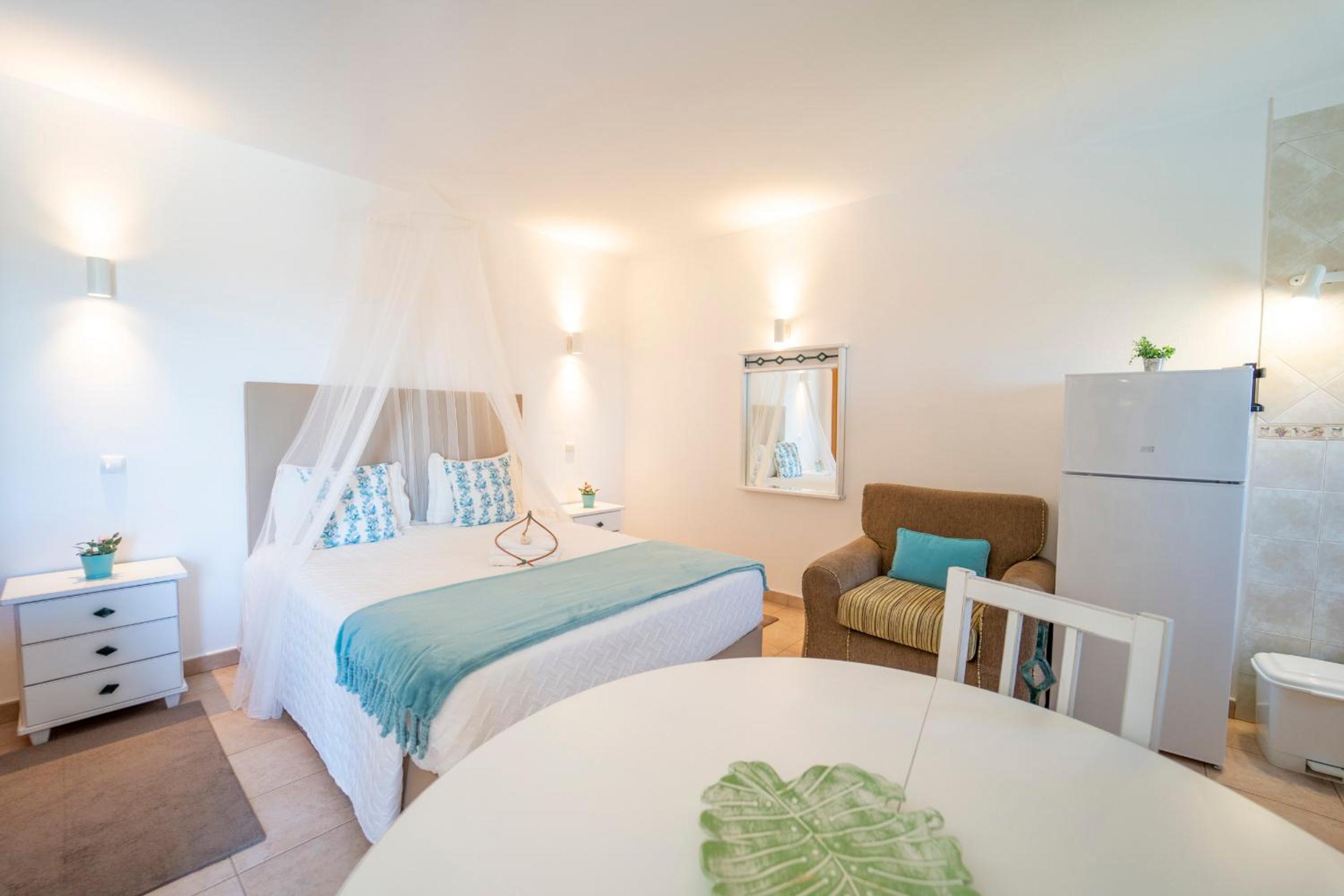 Apartamentos Monte dos Avós, Albufeira by AlgarveBlossom