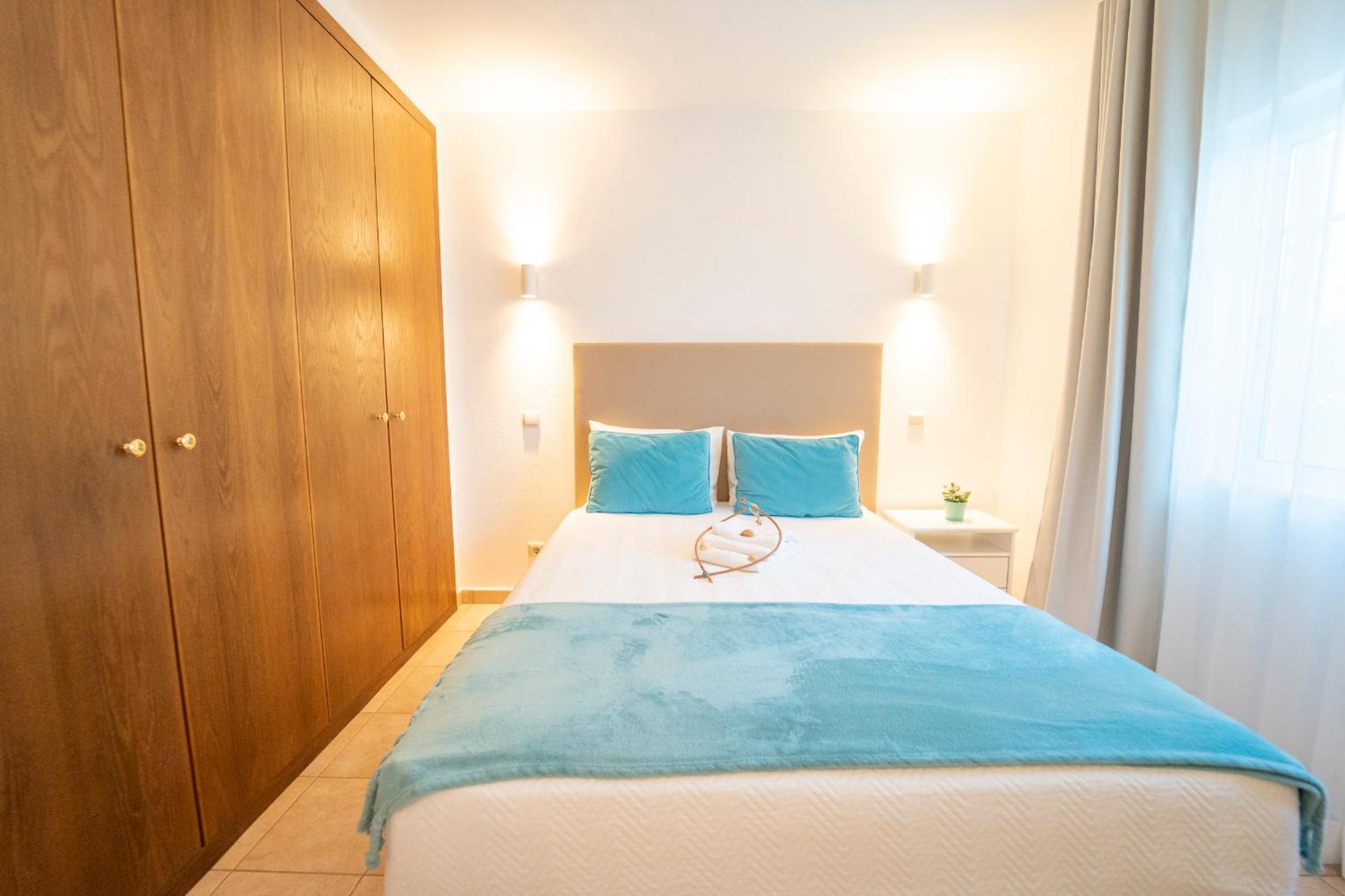 Apartamentos Monte dos Avós, Albufeira by AlgarveBlossom