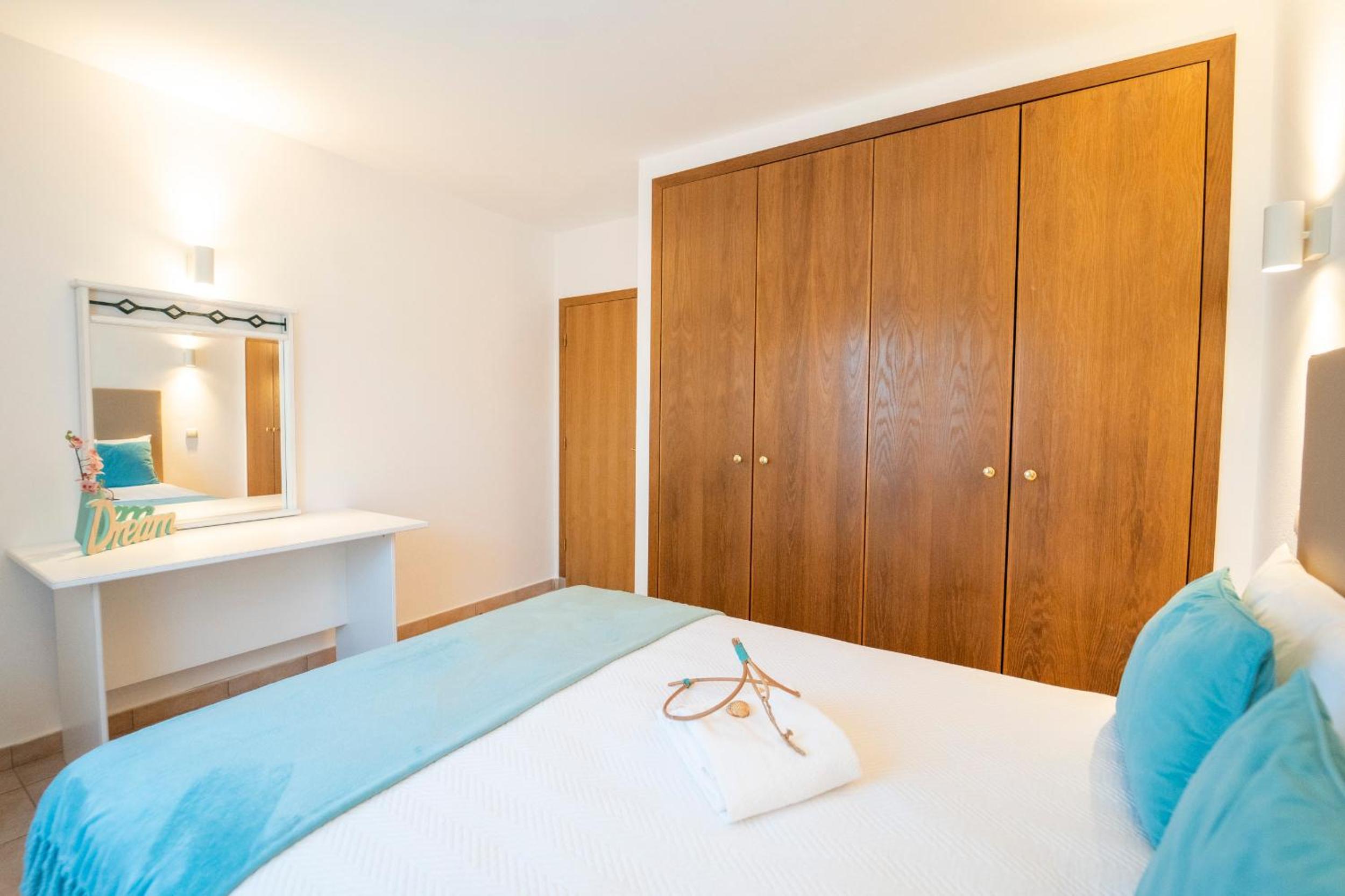 Apartamentos Monte dos Avós, Albufeira by AlgarveBlossom