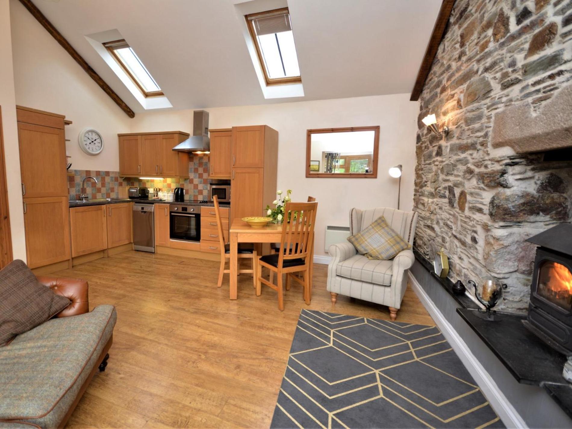 1 Bed in Tavistock oc-colch view 5