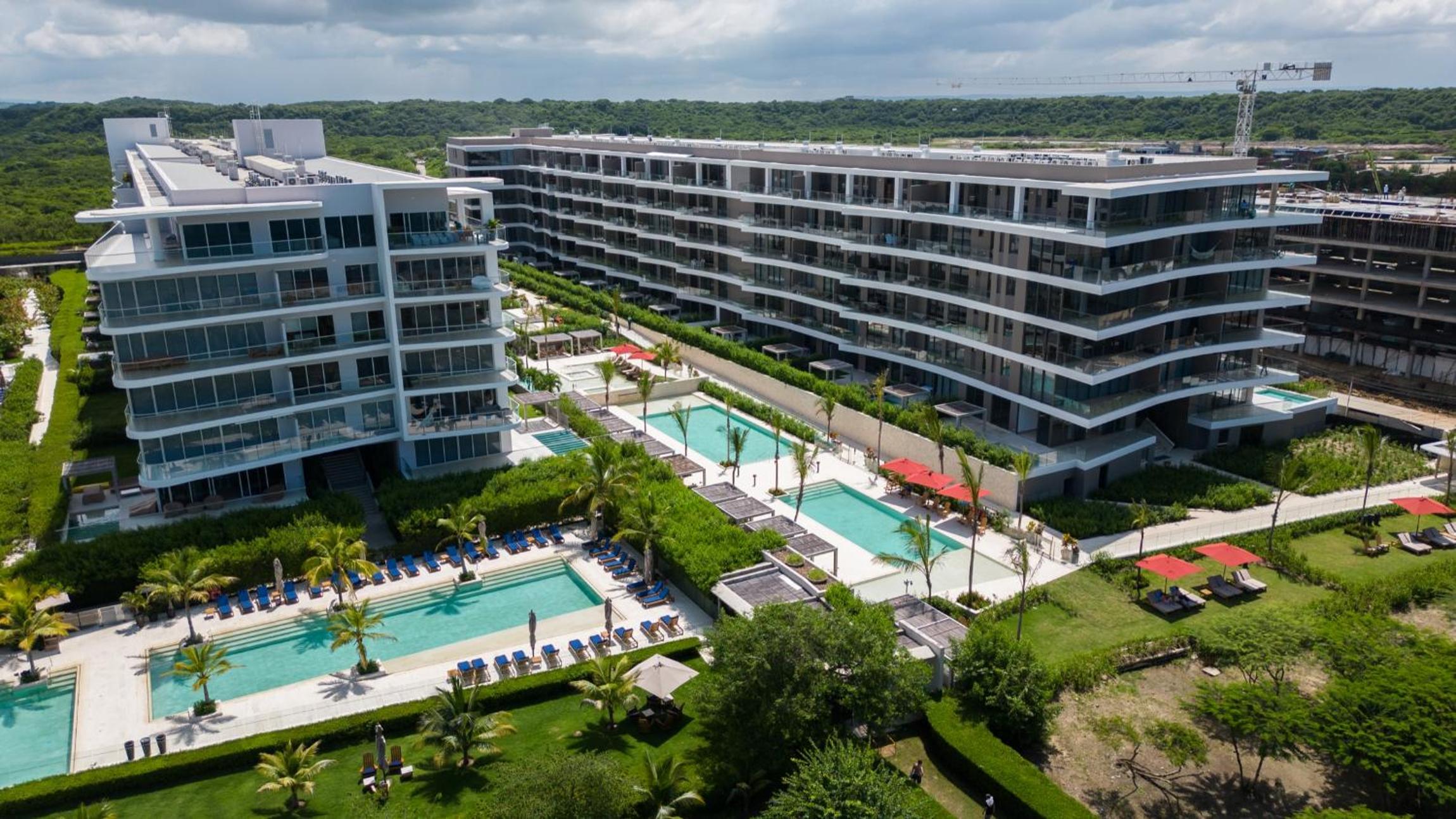 Apartment next to the beach